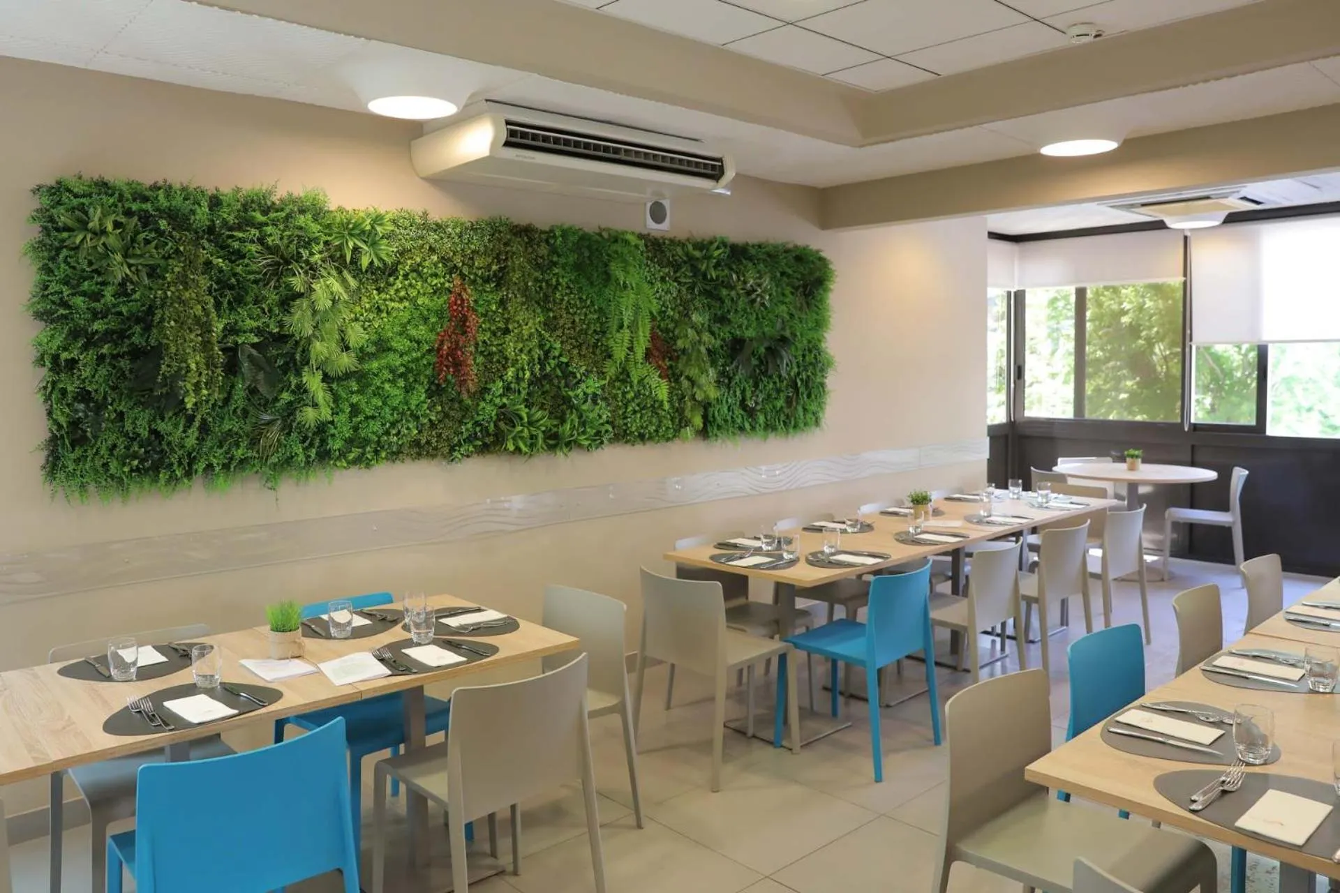 Restaurant/places to eat in Hotel Sole