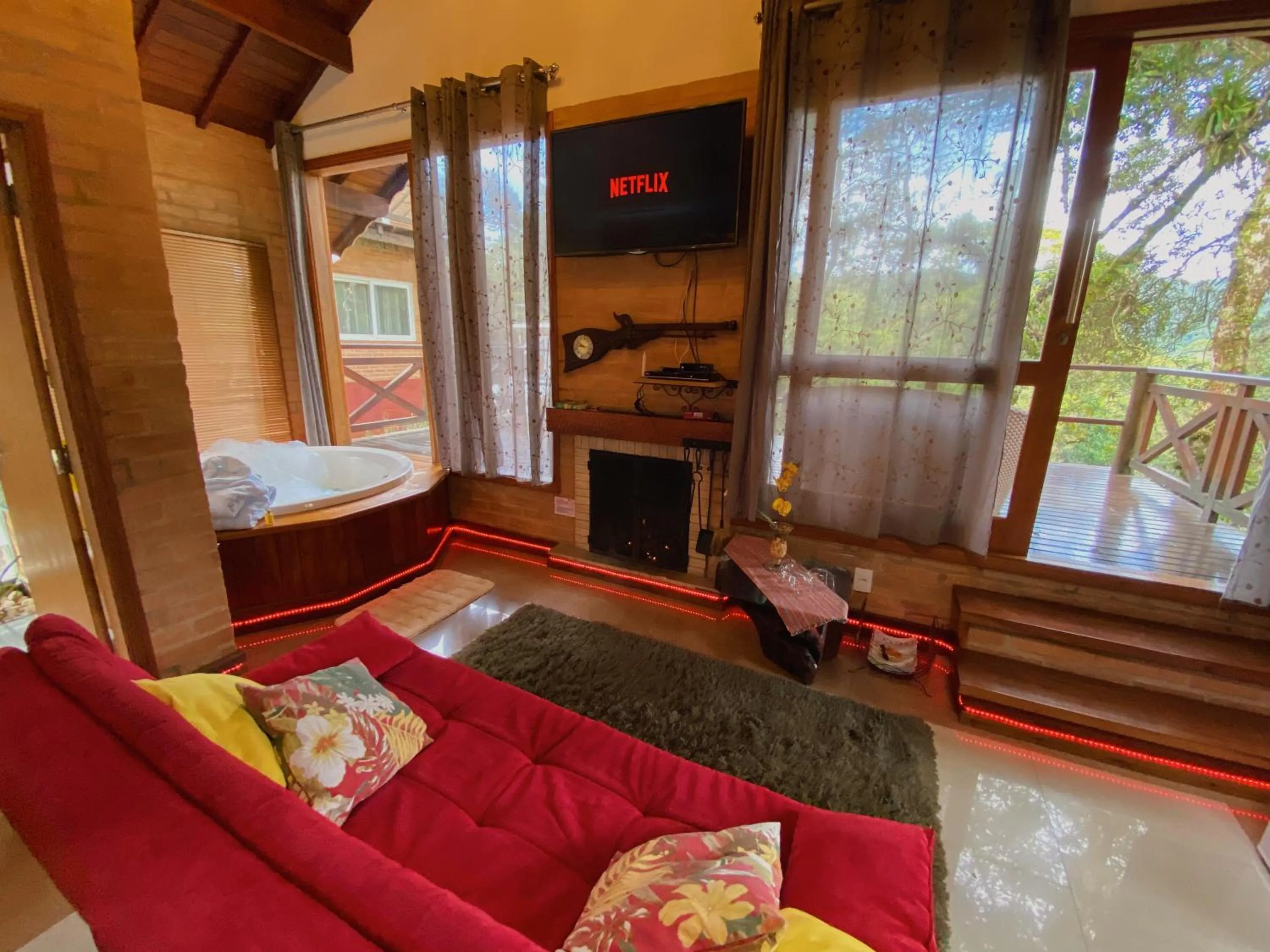 Deluxe King Suite in VIVIÊ Pousada