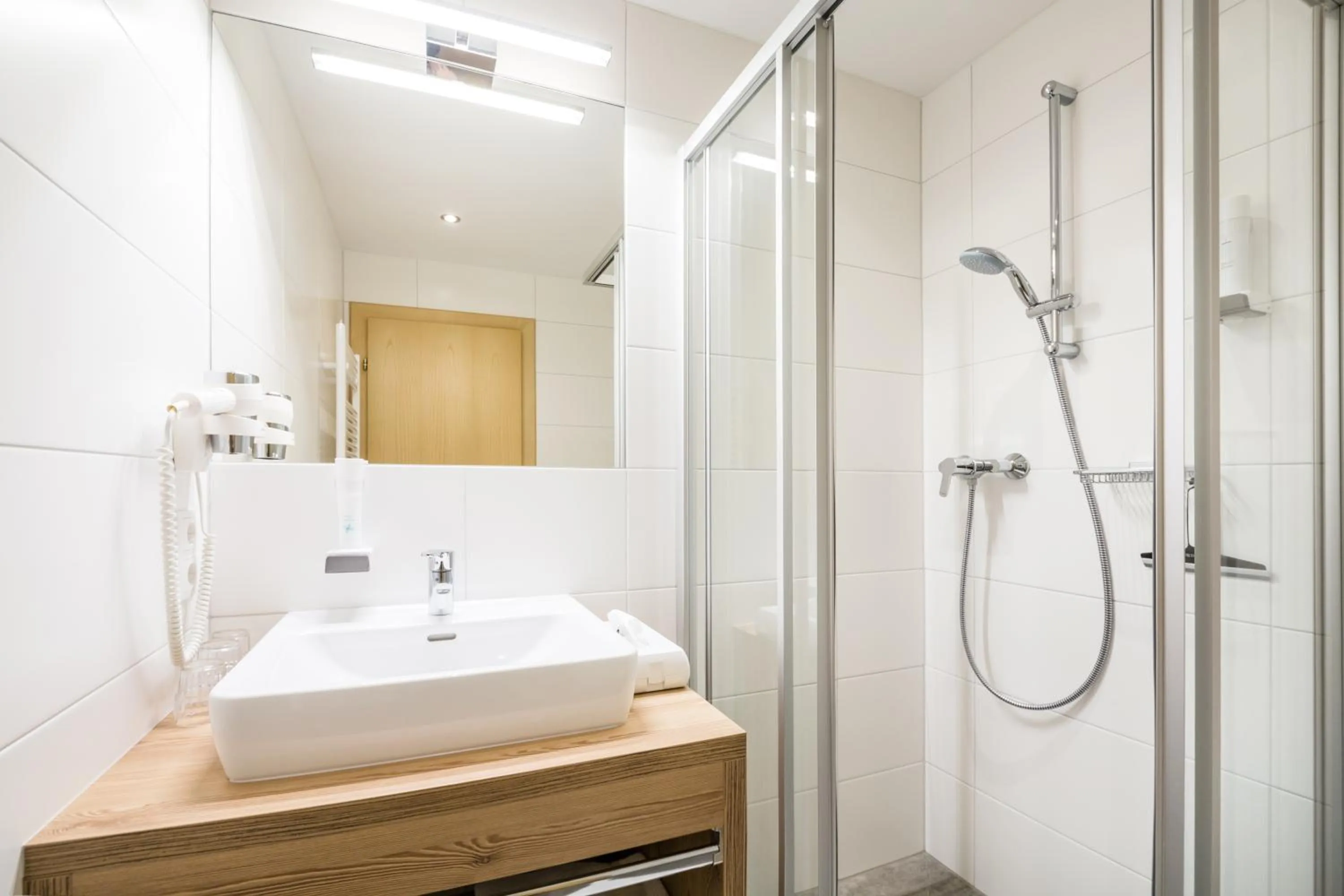 Bathroom in Familienhotel Botenwirt