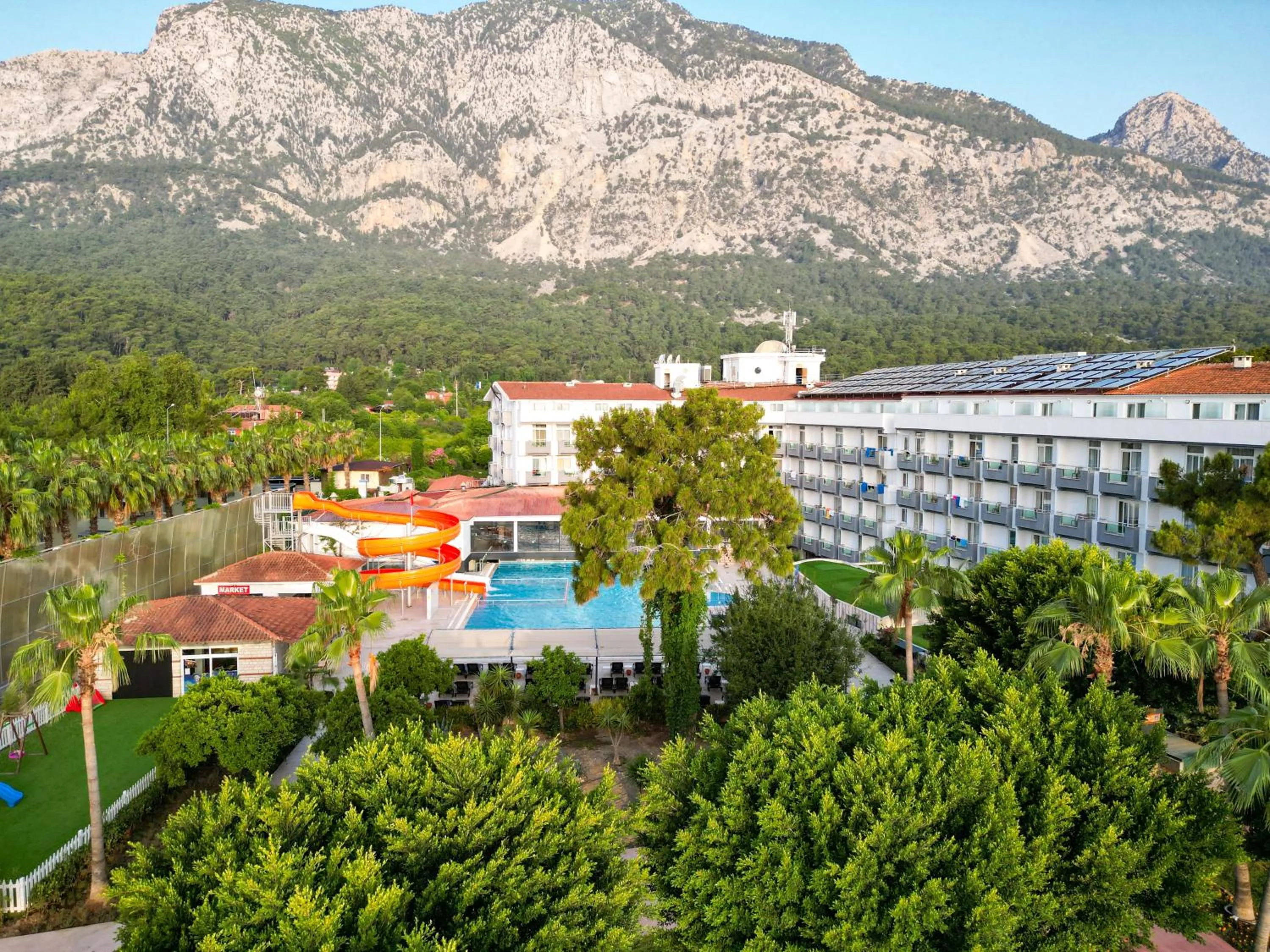 Property building in Transatlantik Beach Beldibi - All Inclusive