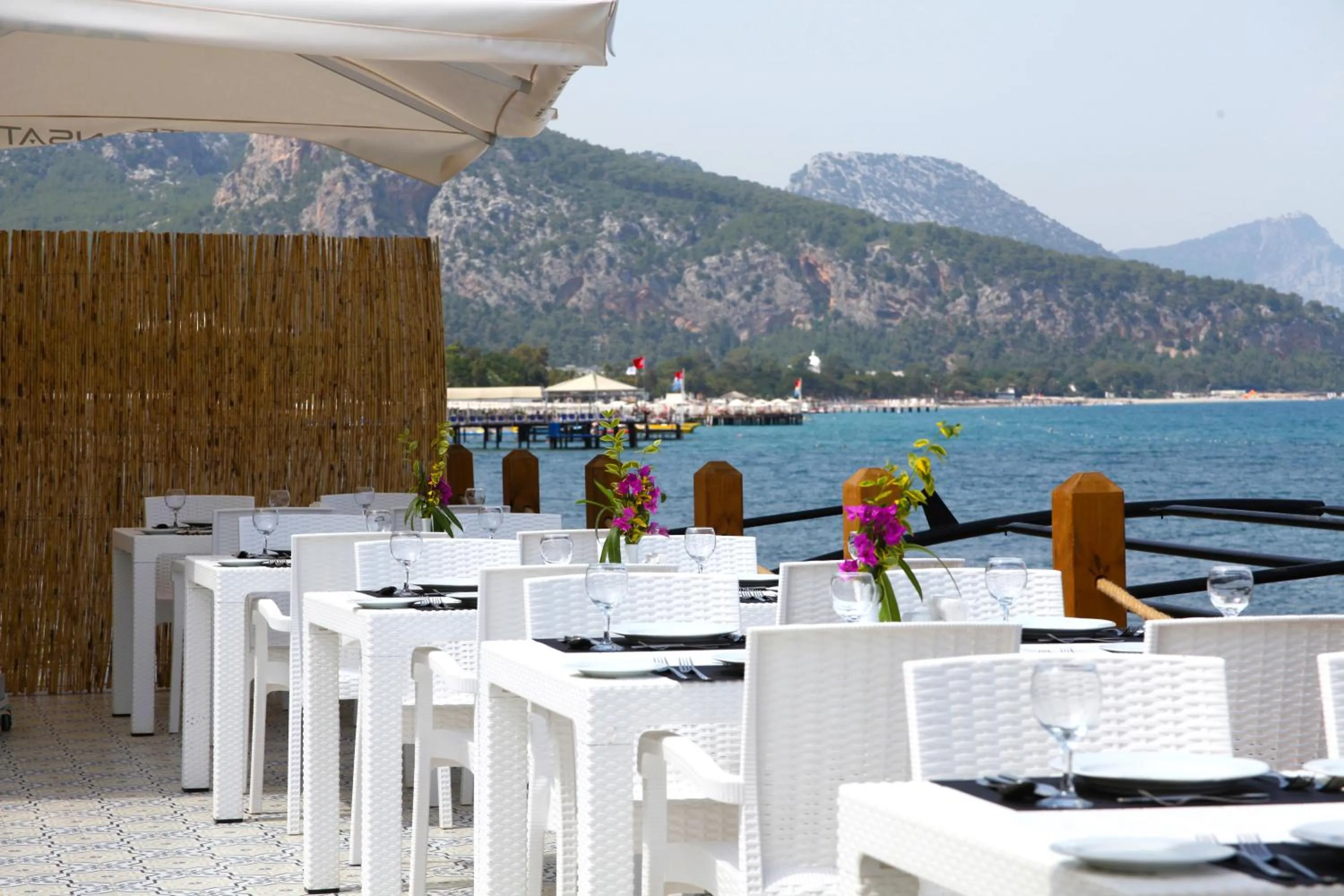 Restaurant/places to eat in Transatlantik Beach Beldibi - All Inclusive