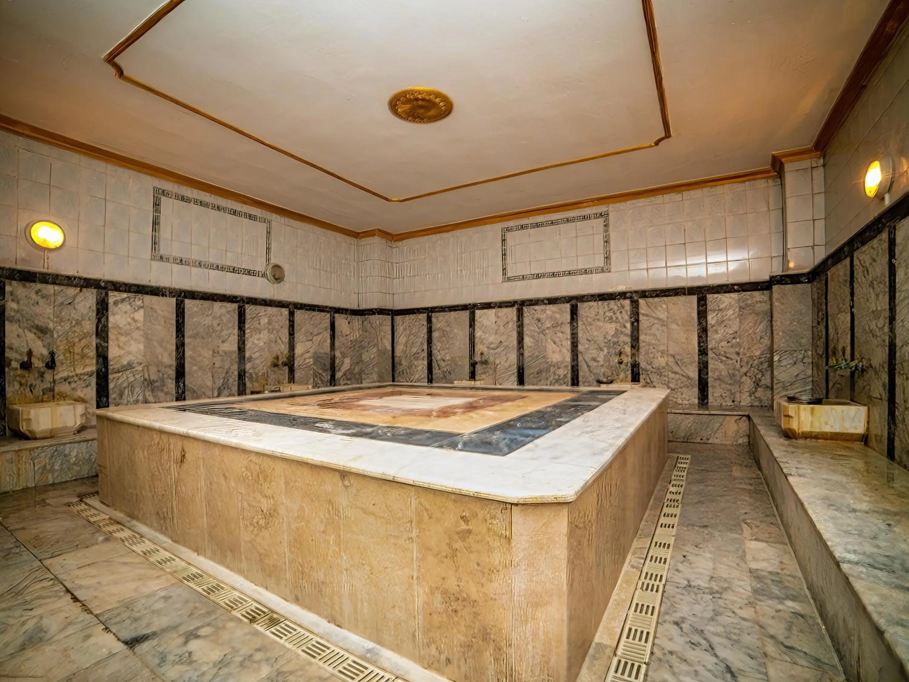 Public Bath in Transatlantik Beach Beldibi - All Inclusive