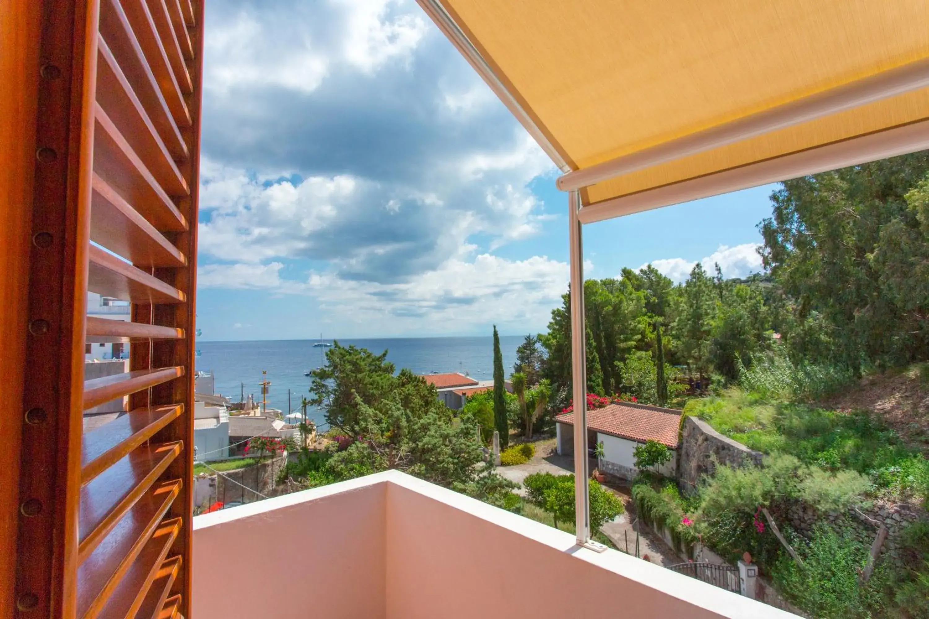 Studio with Sea View in Residence Hotel Baia Portinenti Studio with Sea View in Residence Hotel Baia Portinenti