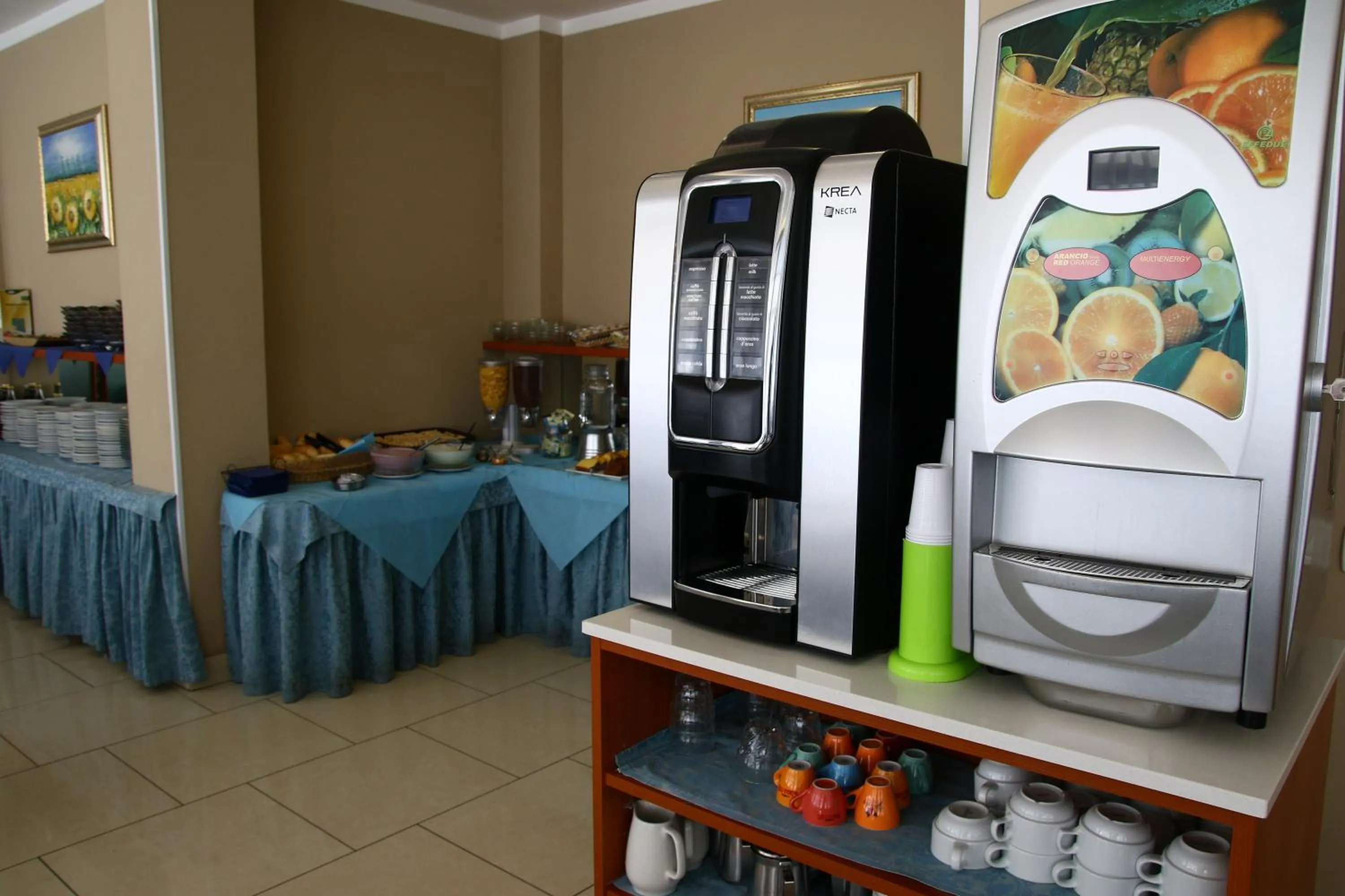 Breakfast in Hotel Boom