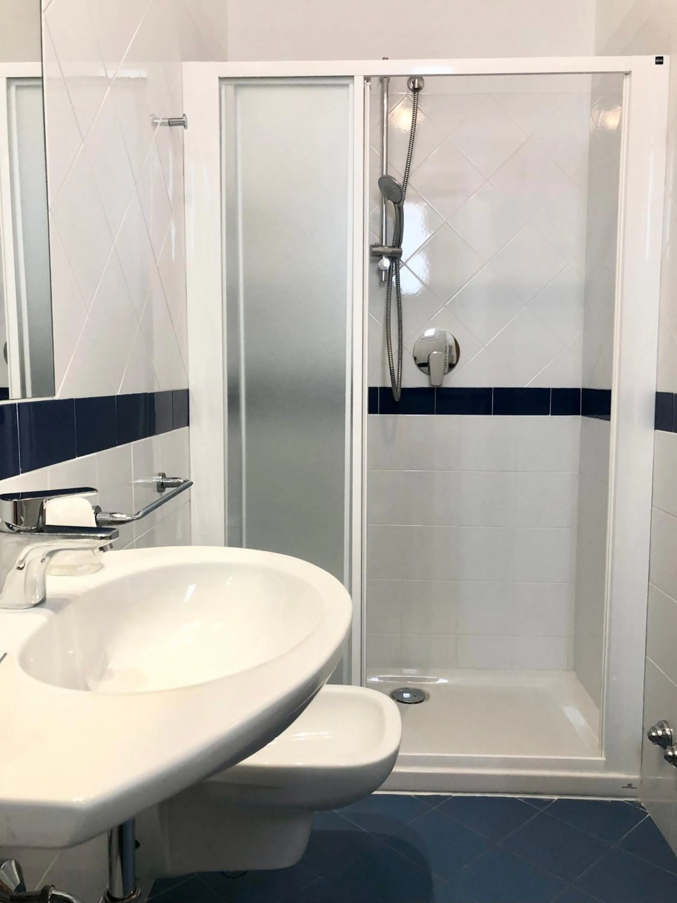 Bathroom in Hotel Boom