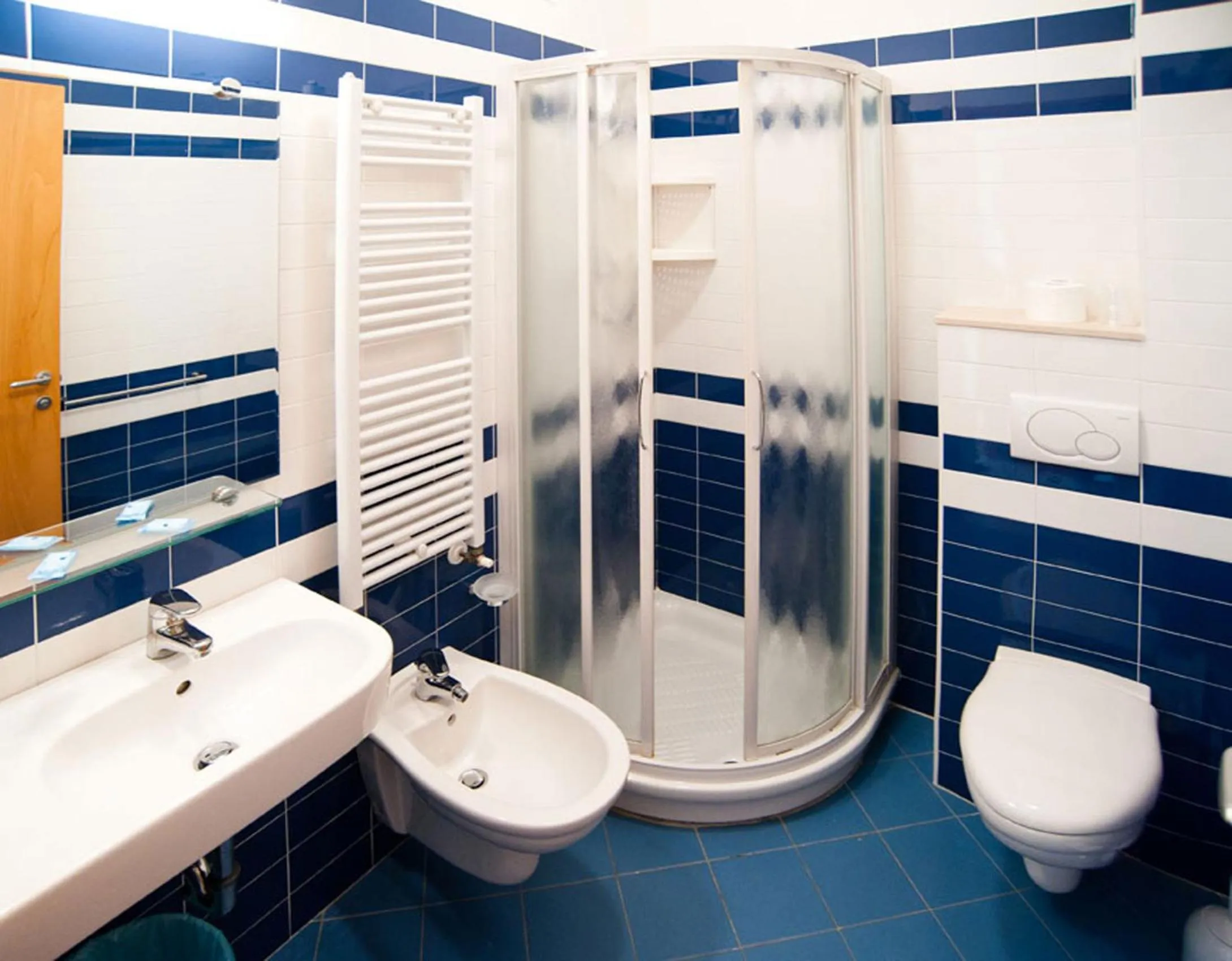 Bathroom in Hotel Boom