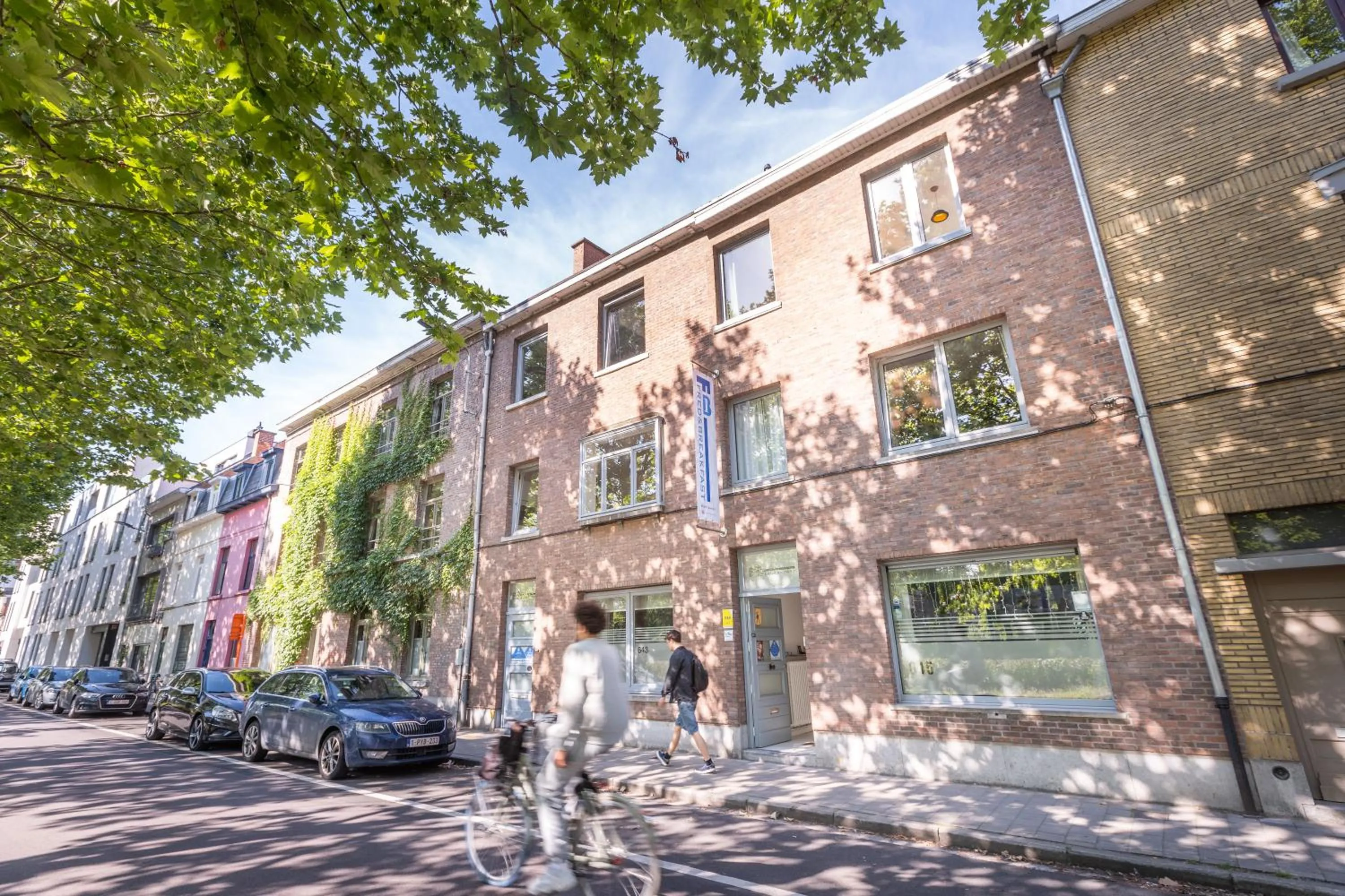 Property building in Fred&Breakfast