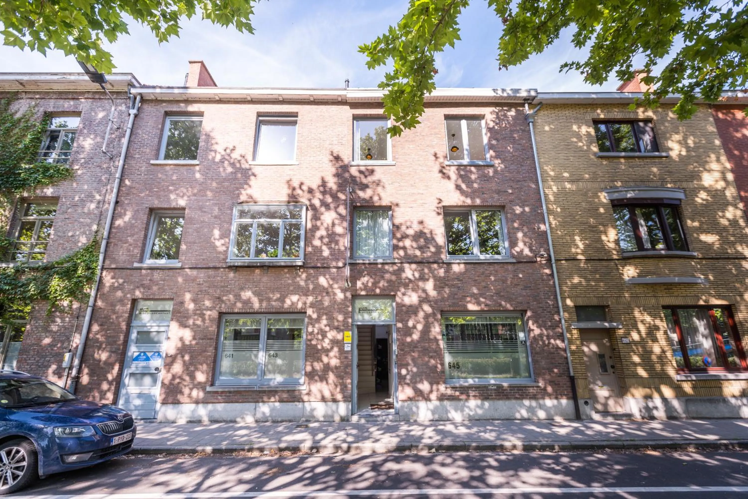 Property building in Fred&Breakfast