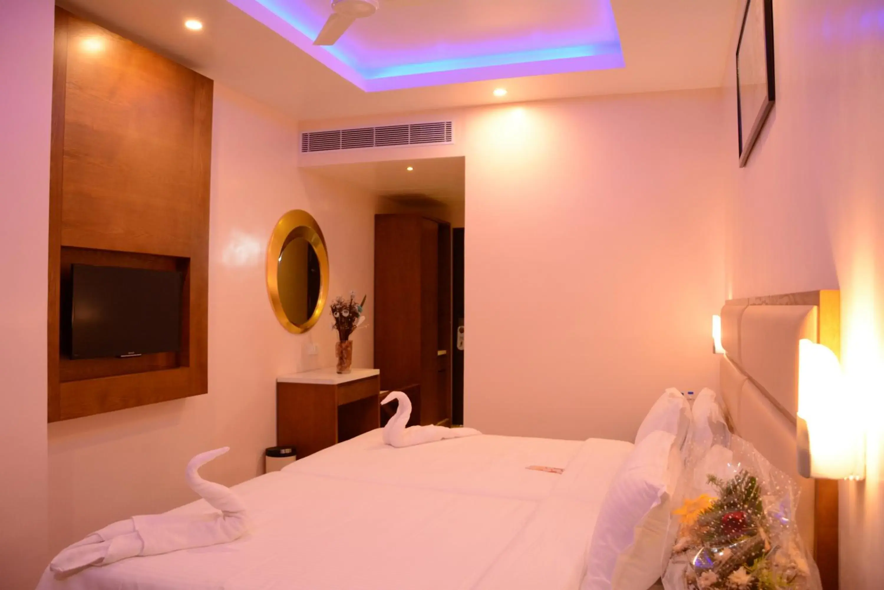 Deluxe Double Room in Kani Residency Hotel Deluxe Double Room in Kani Residency Hotel