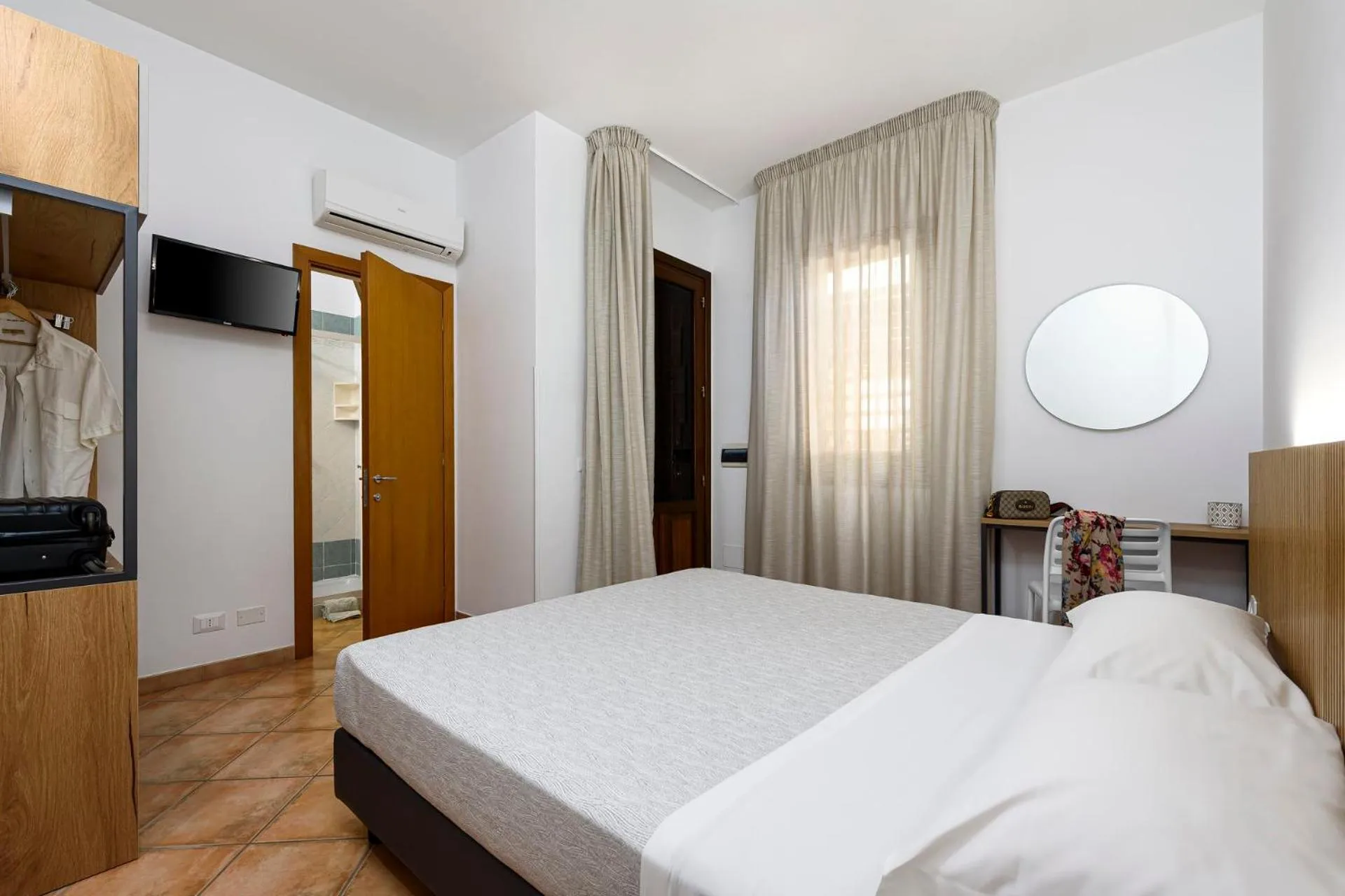 TV and multimedia, Bed in Sun Garden