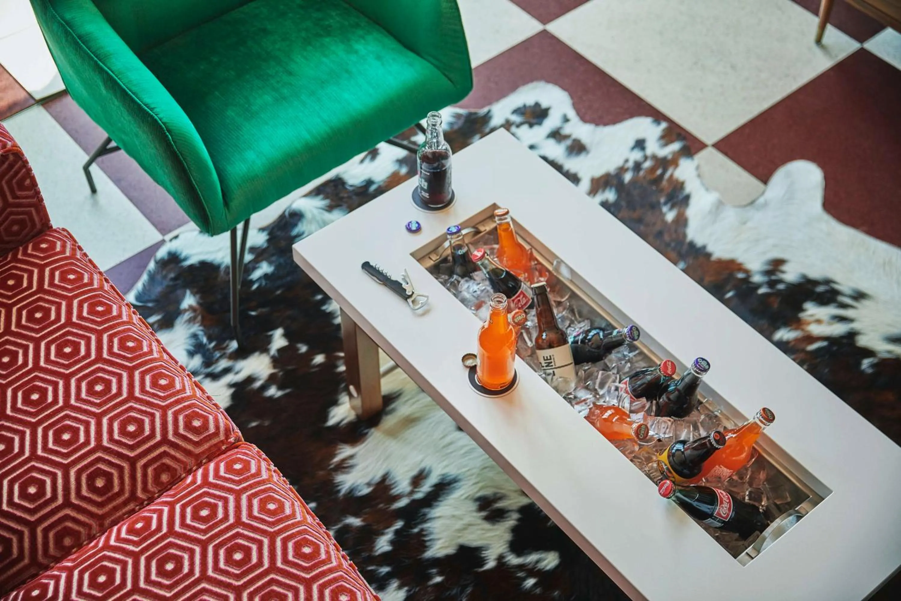 Living room in Graduate by Hilton Lincoln