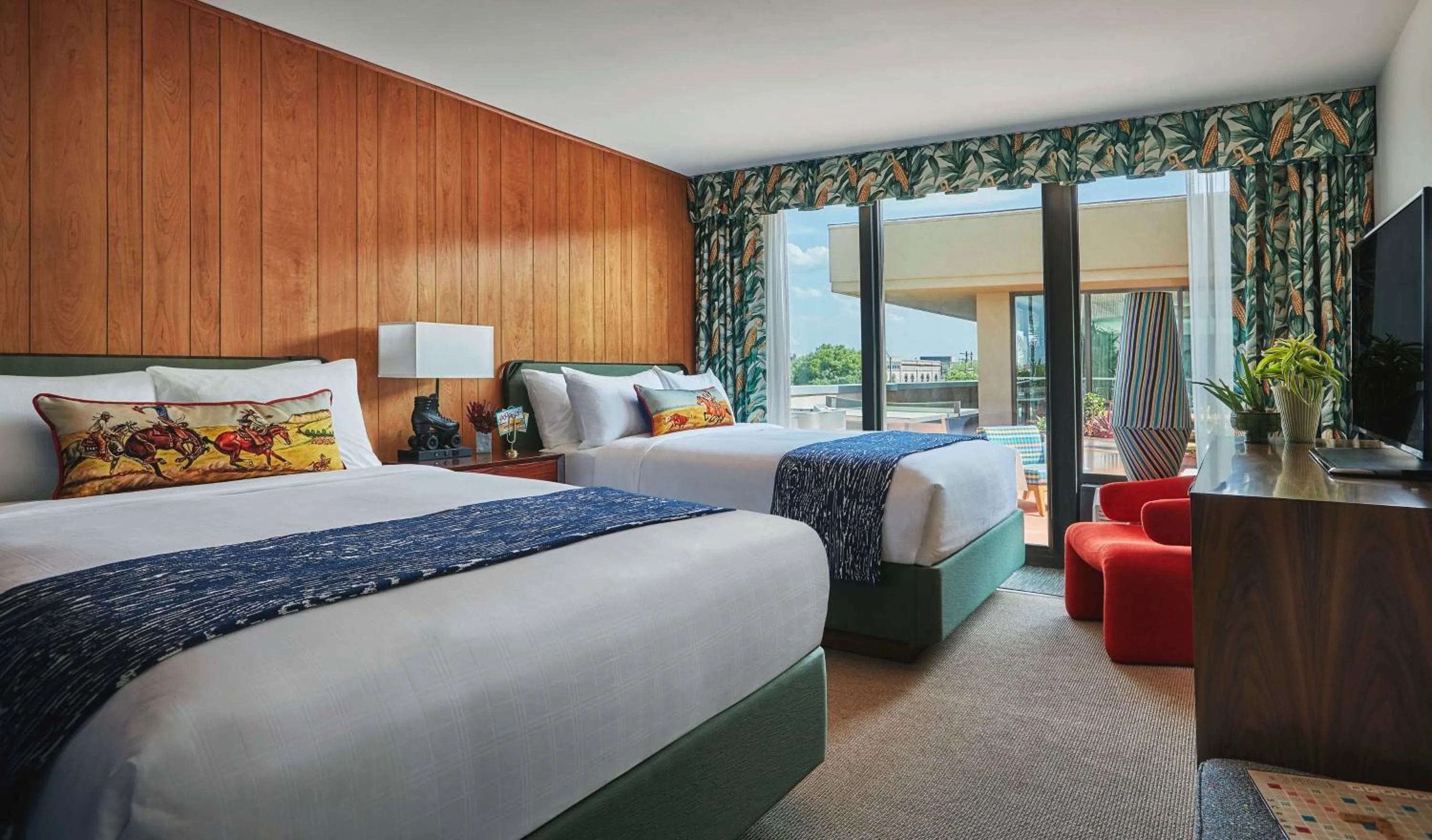 Bed in Graduate by Hilton Lincoln