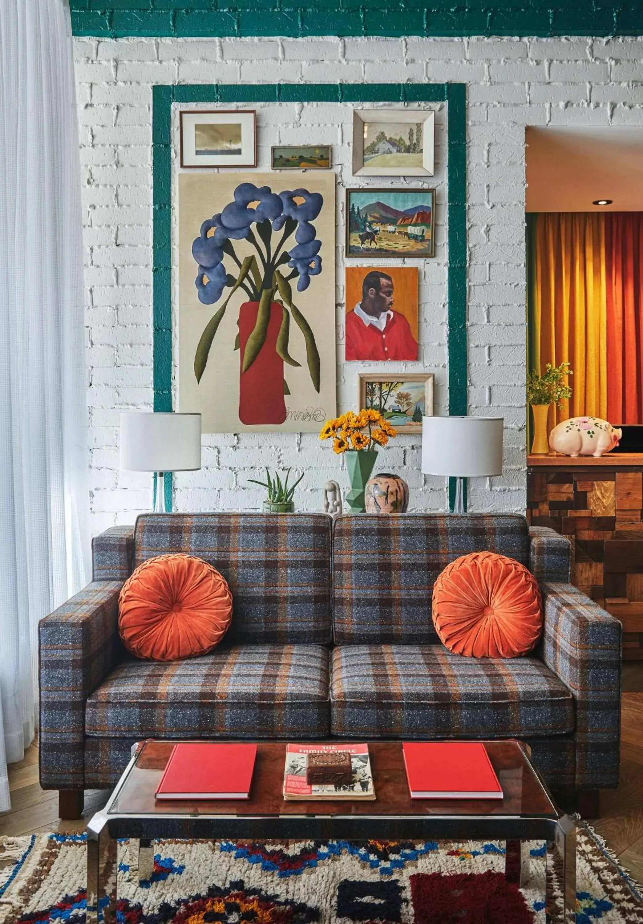 Lobby or reception in Graduate by Hilton Lincoln Lobby or reception in Graduate by Hilton Lincoln