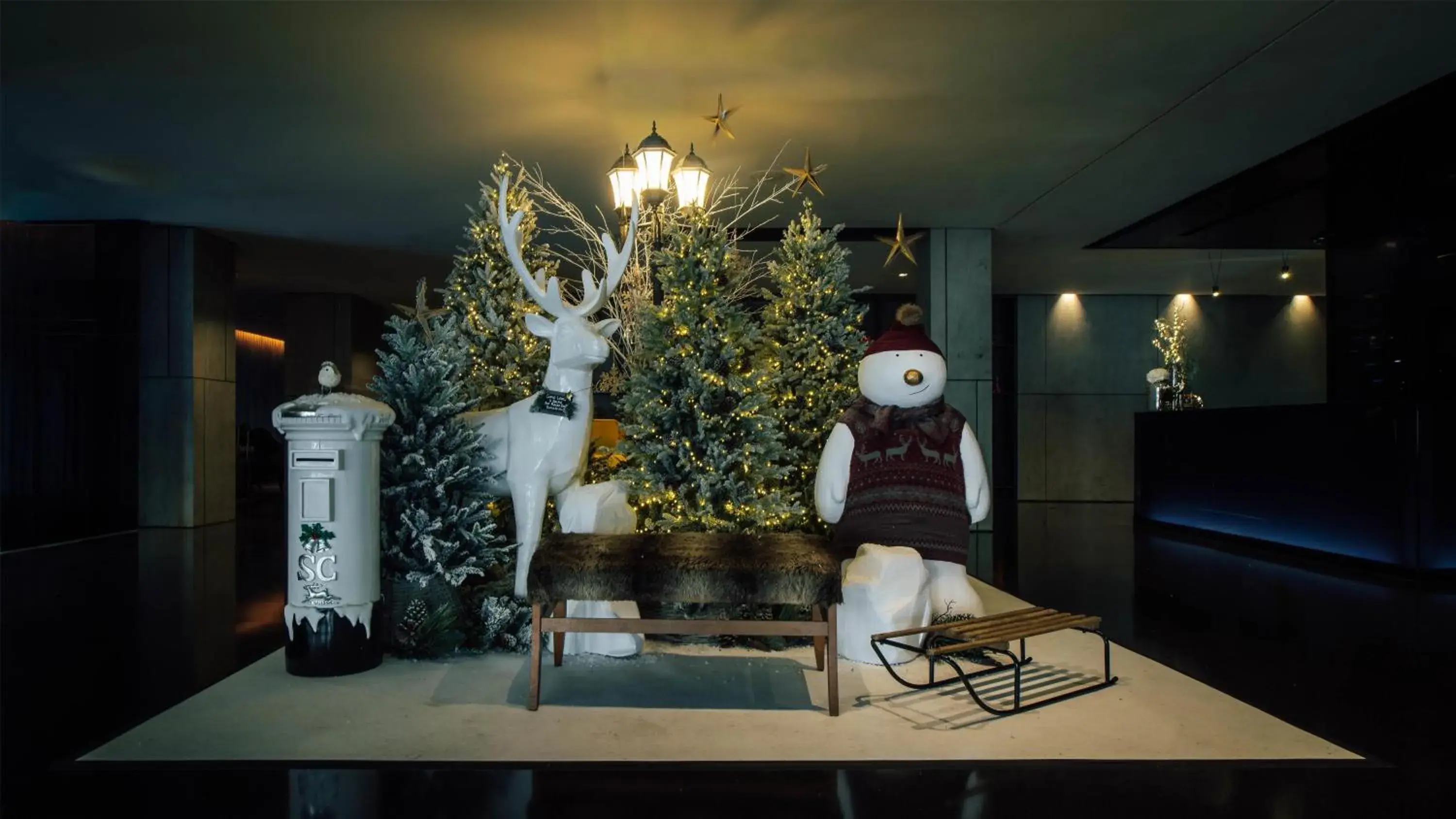 Lobby or reception in Park Plaza London Waterloo Lobby or reception in Park Plaza London Waterloo