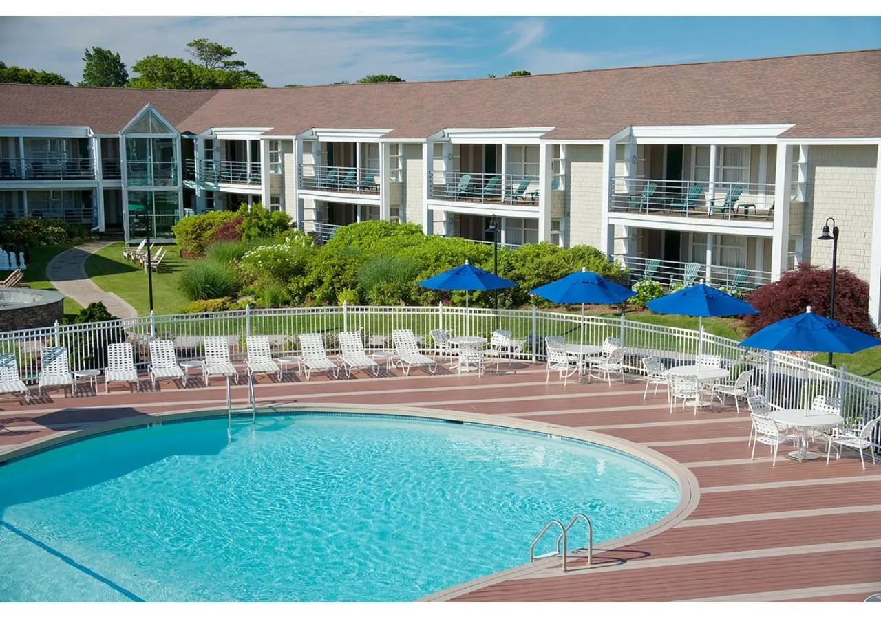 Swimming pool in Hyannis Harbor Hotel