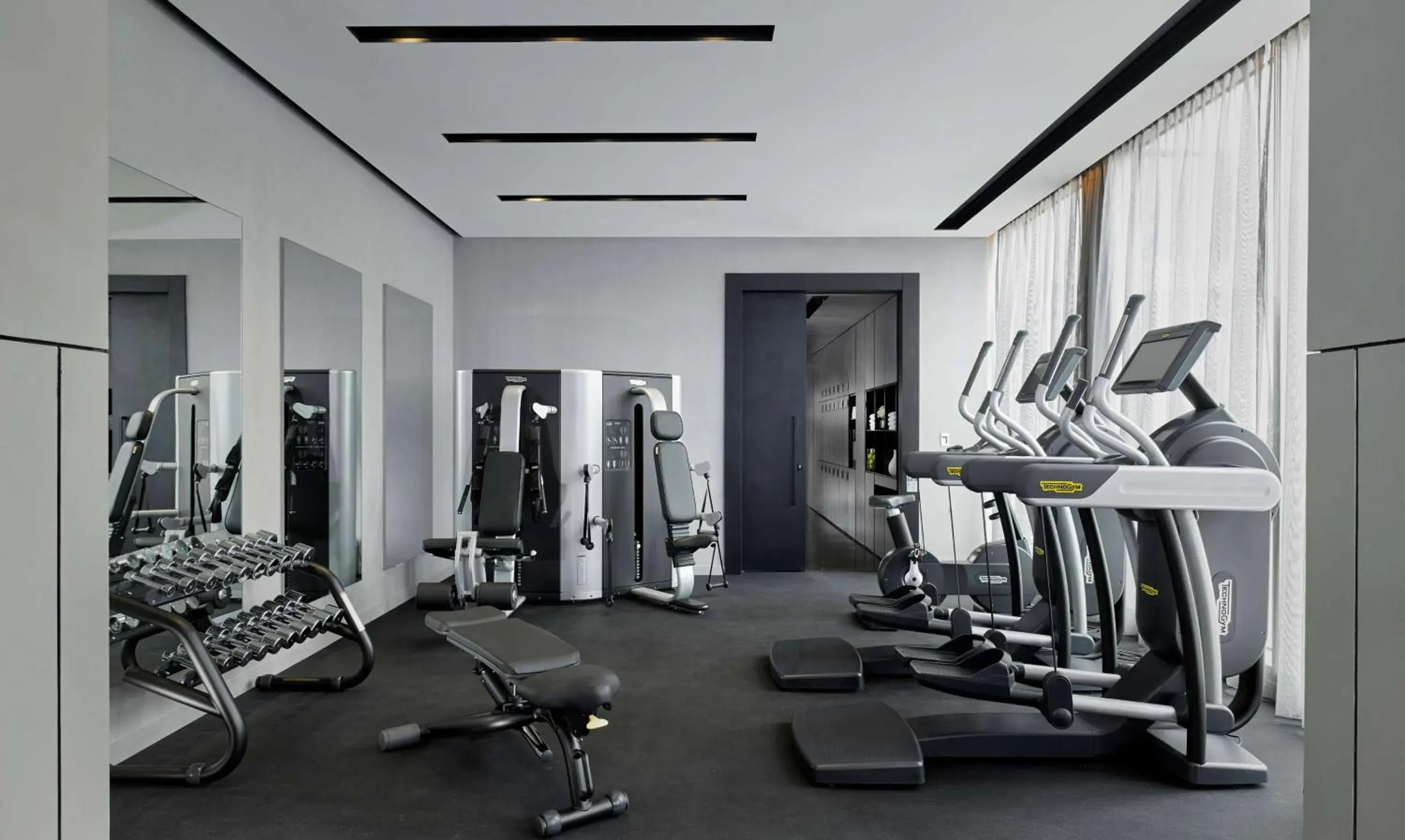 Spa and wellness centre/facilities, Fitness Center/Facilities in Park Plaza London, Park Royal
