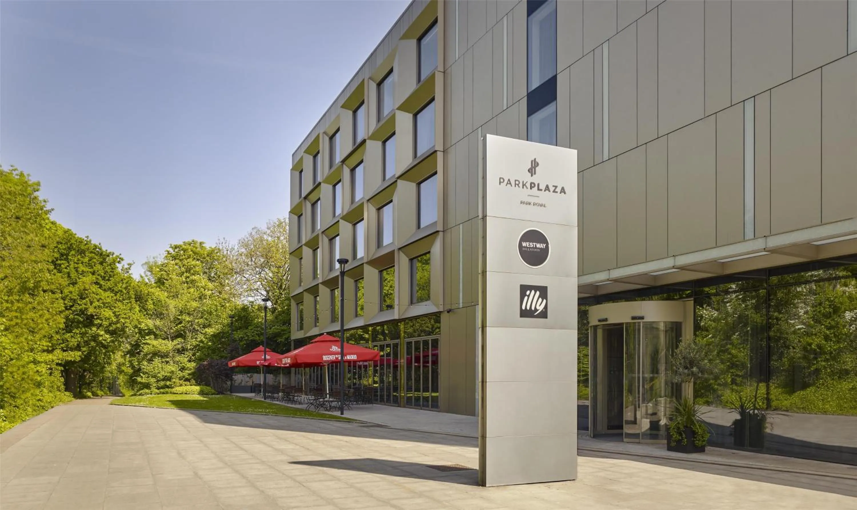 Property building in Park Plaza London, Park Royal