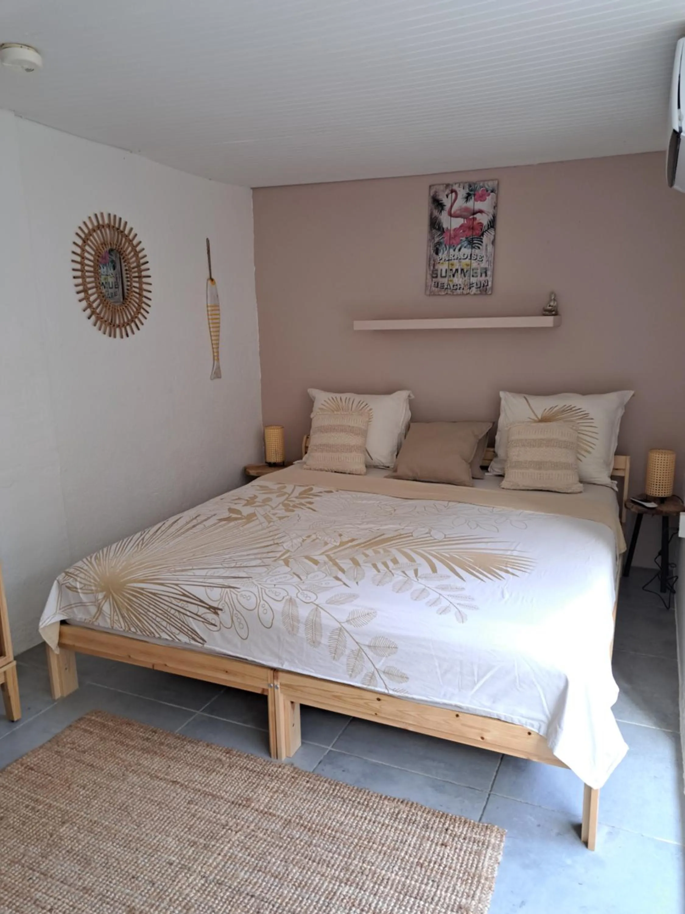 Bedroom, Bed in BnBBonaire near the ocean