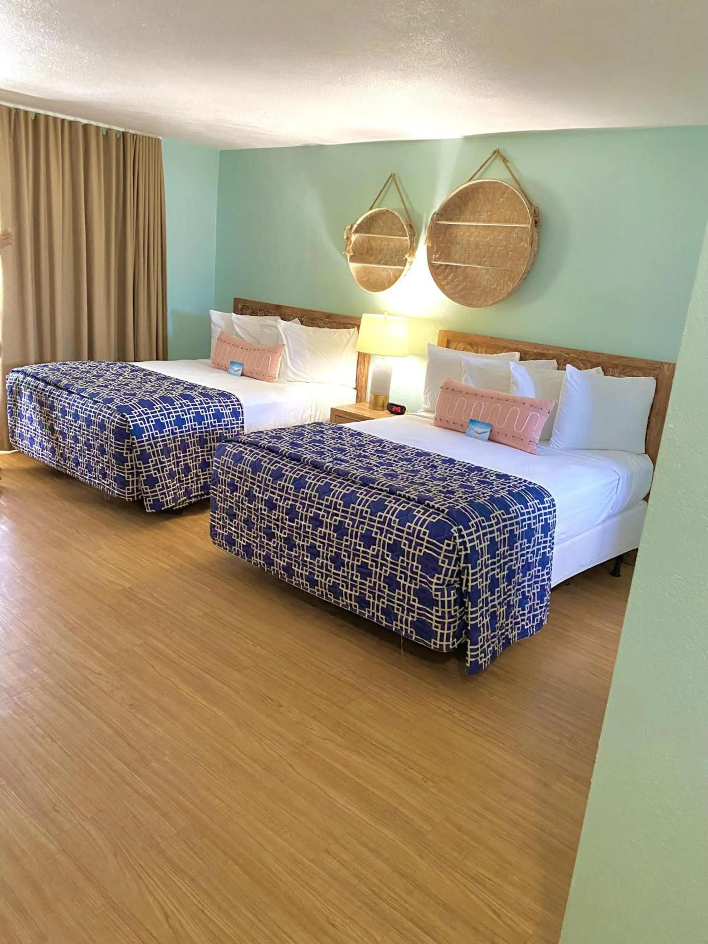 Bed in Creekside Inn