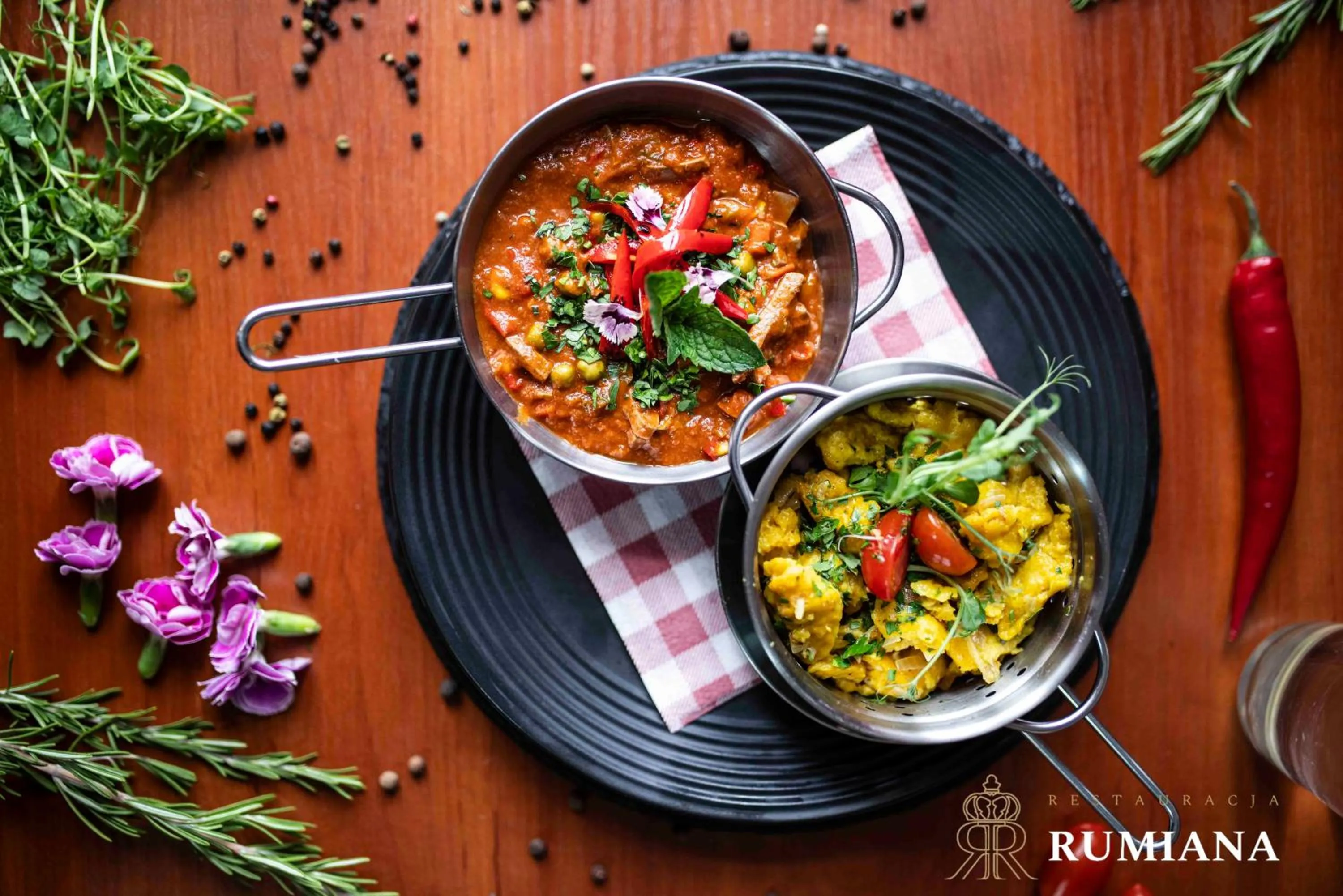 Restaurant/places to eat in Hotel Diamond w Białym Dworku