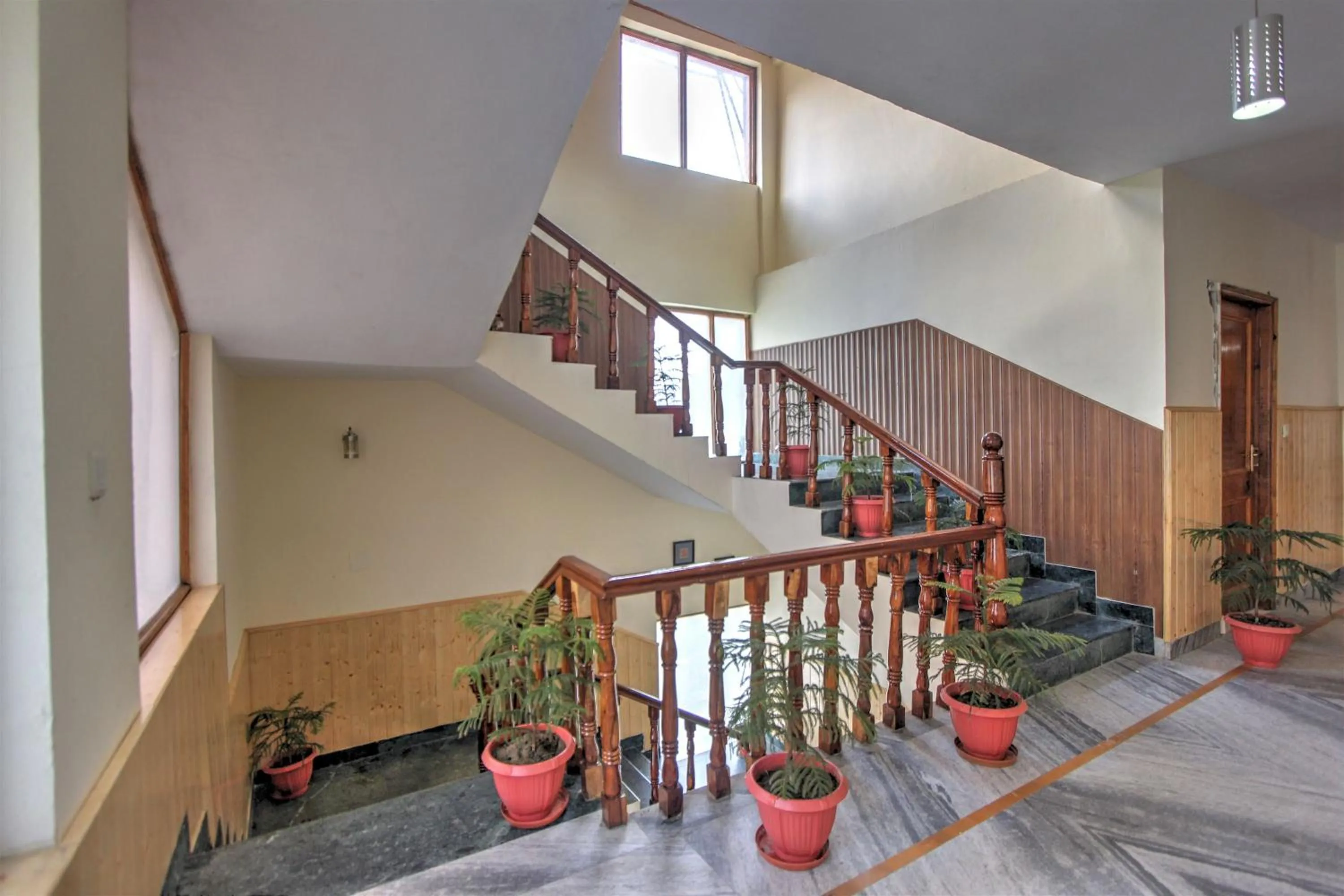 Property building in Hotel Mountain face by Snow City Hotels