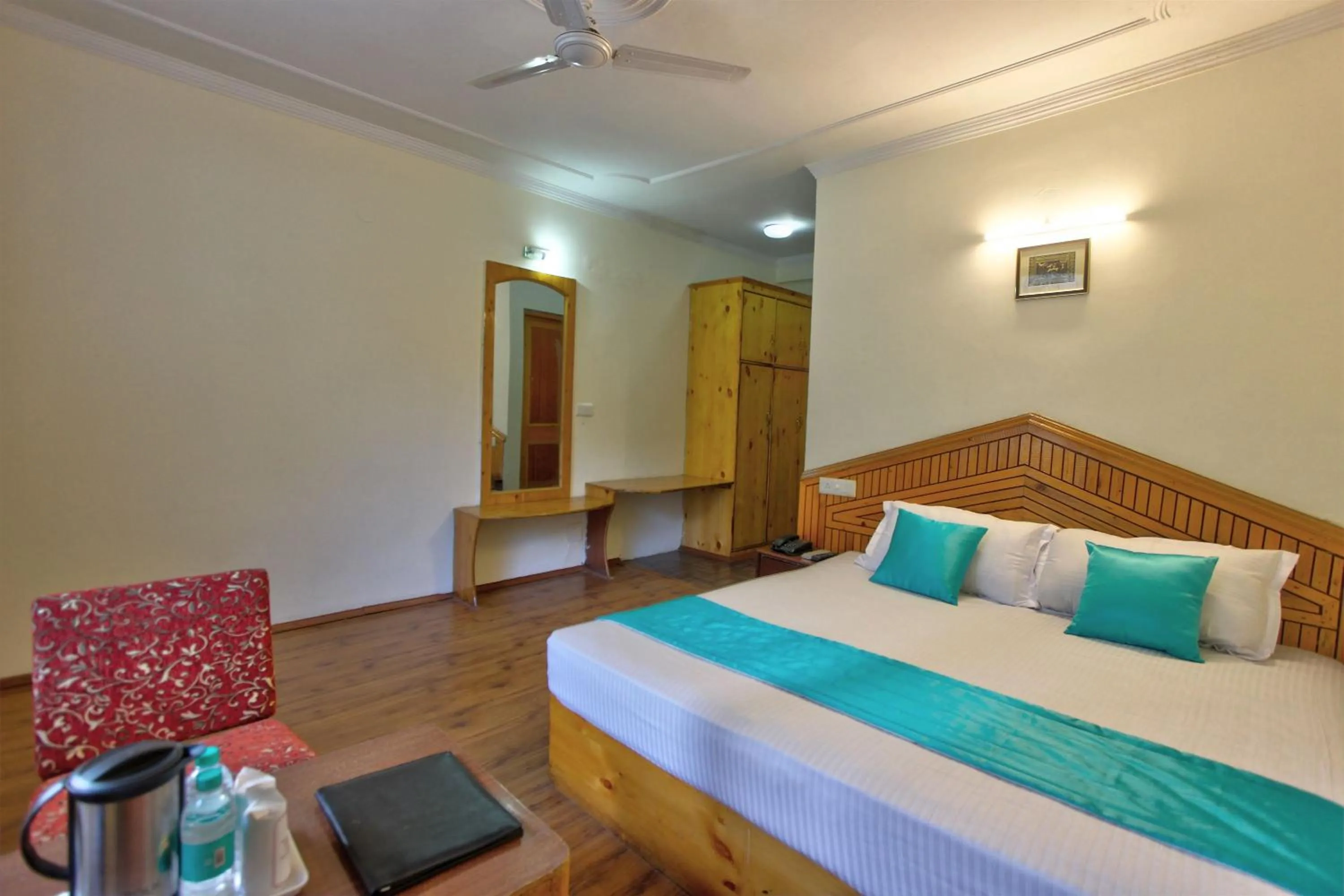 Bed in Hotel Mountain face by Snow City Hotels