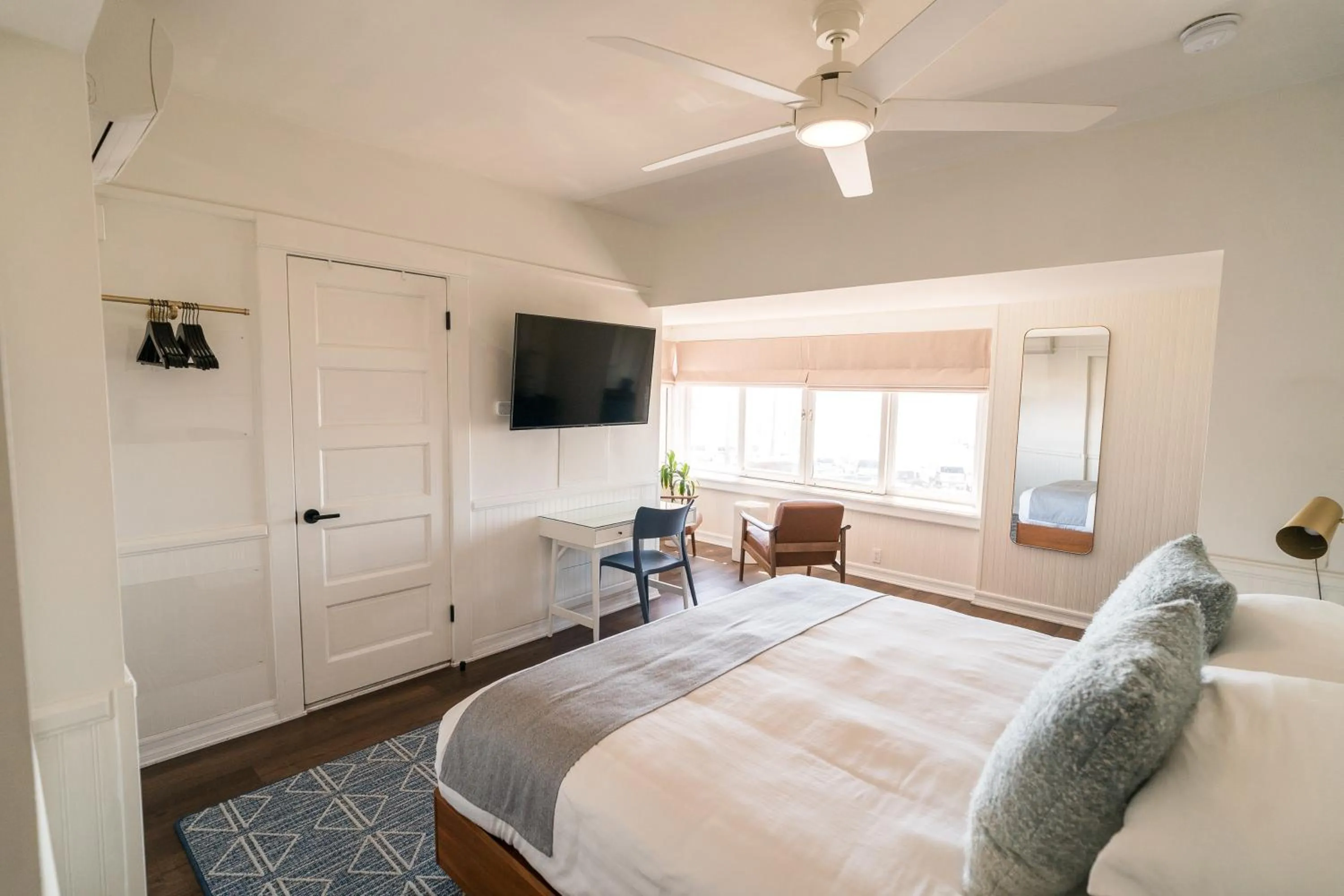 Bed in Newport Beach Hotel