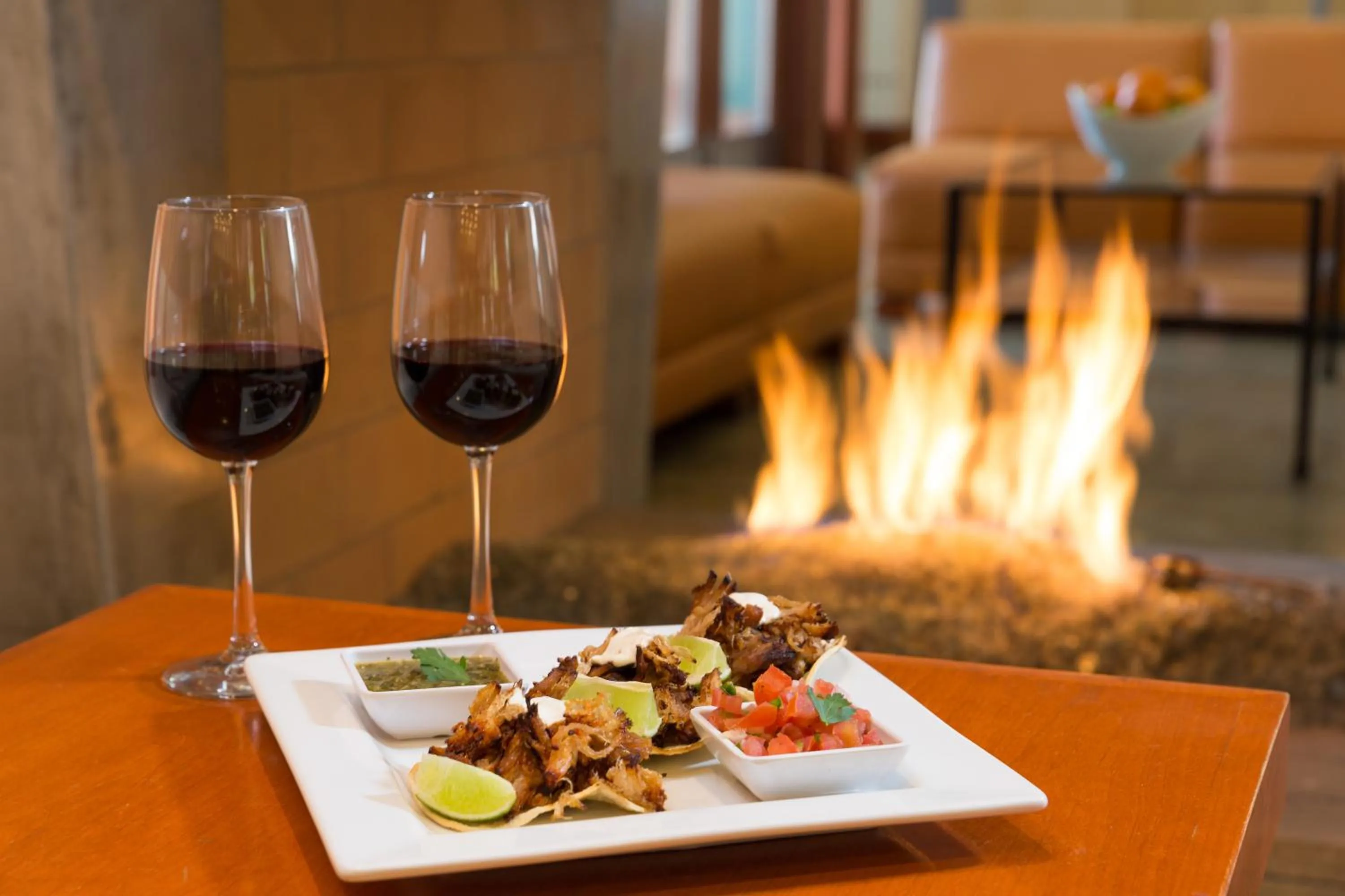 Restaurant/places to eat in Hotel Casa 425 + Lounge, A Four Sisters Inn