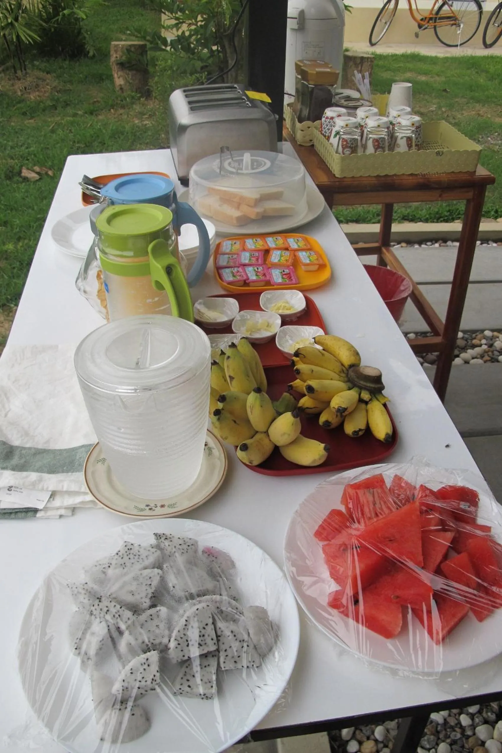 Continental breakfast in Sweet Dreams