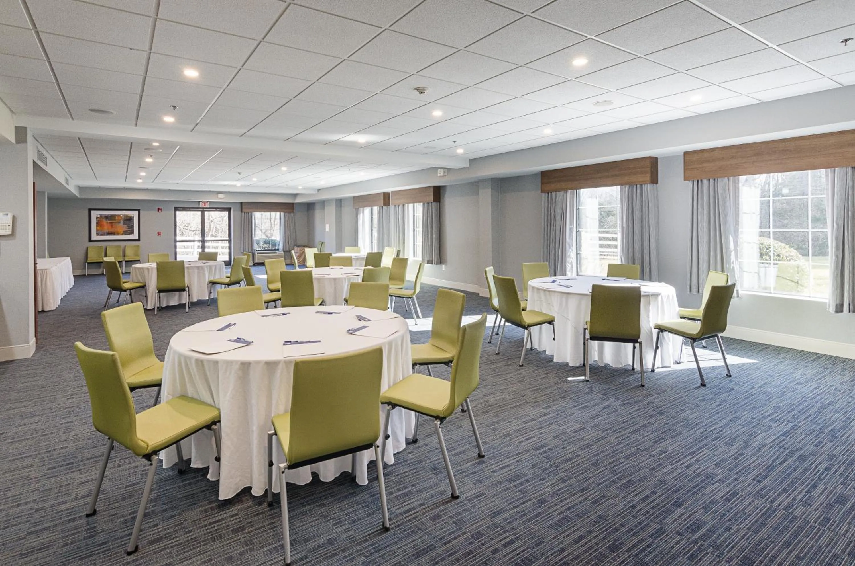 Meeting/conference room in Holiday Inn Express Lexington by IHG