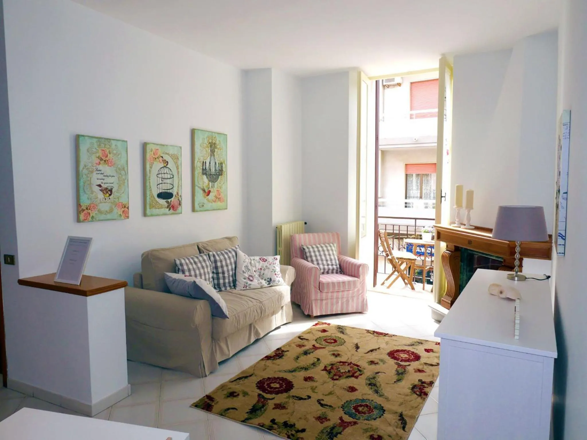 Communal lounge/ TV room in A Casa di Anna