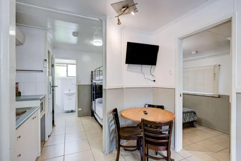 Dining area in Kurrimine Beach Holiday Park
