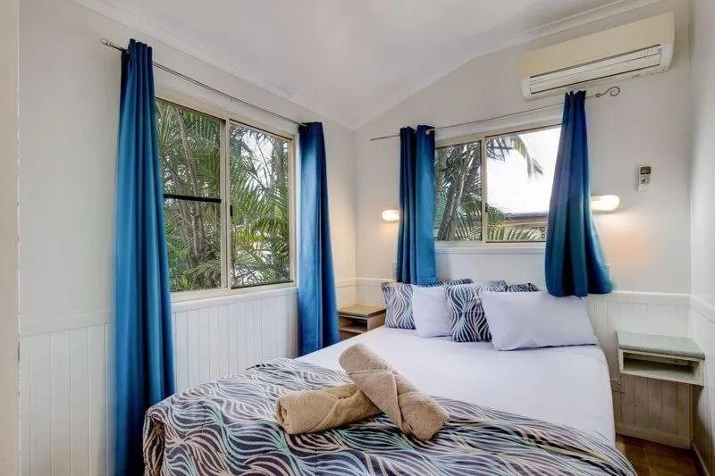 Bedroom, Bed in Kurrimine Beach Holiday Park