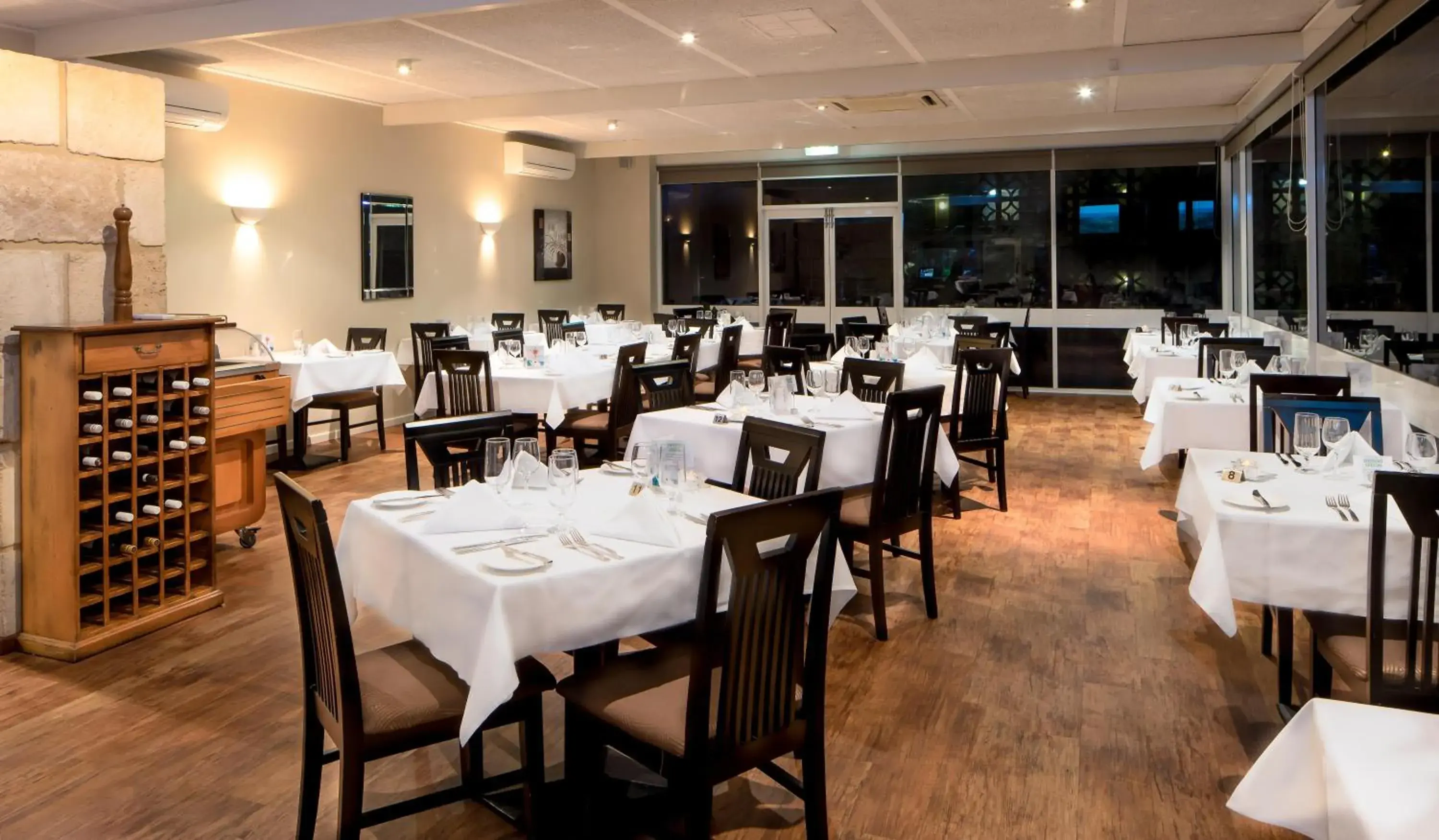 Restaurant/places to eat in Hospitality Geraldton SureStay Collection by Best Western Restaurant/places to eat in Hospitality Geraldton SureStay Collection by Best Western