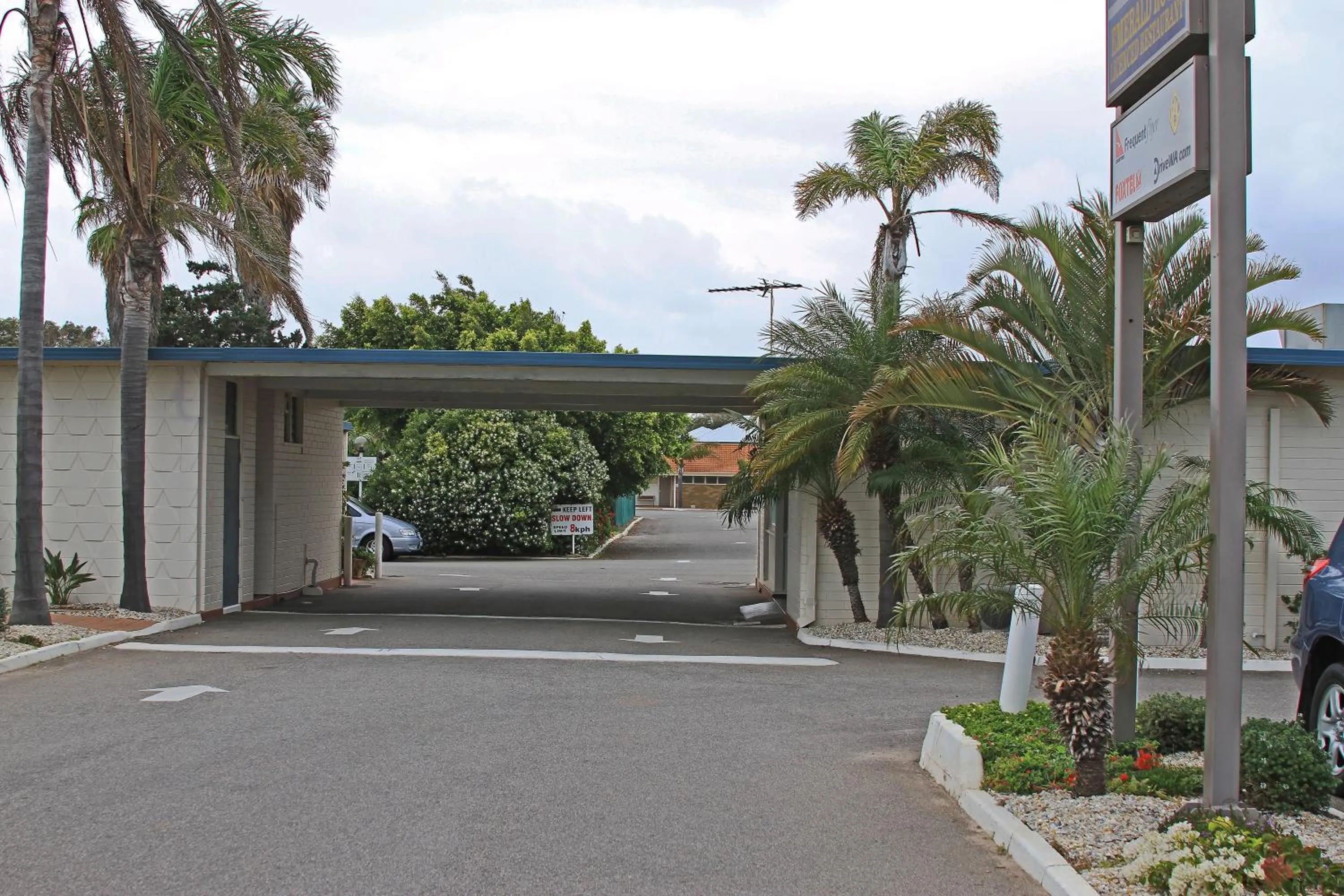 Facade/entrance in Hospitality Geraldton SureStay Collection by Best Western