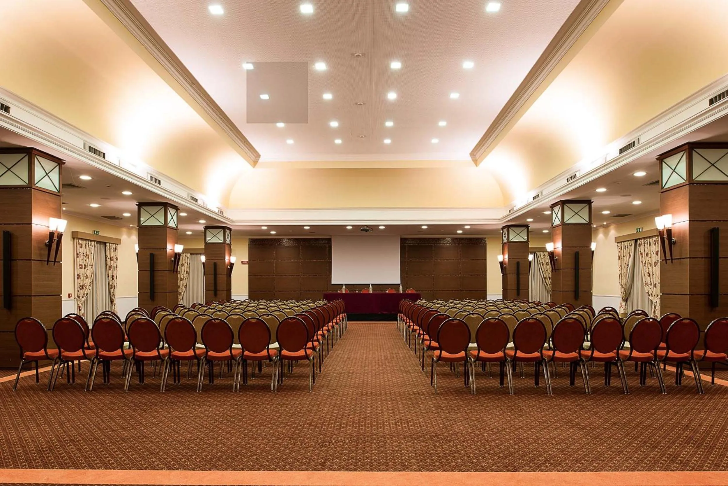 Business facilities in Picciolo Etna Golf Resort & Spa, Curio Collection by Hilton