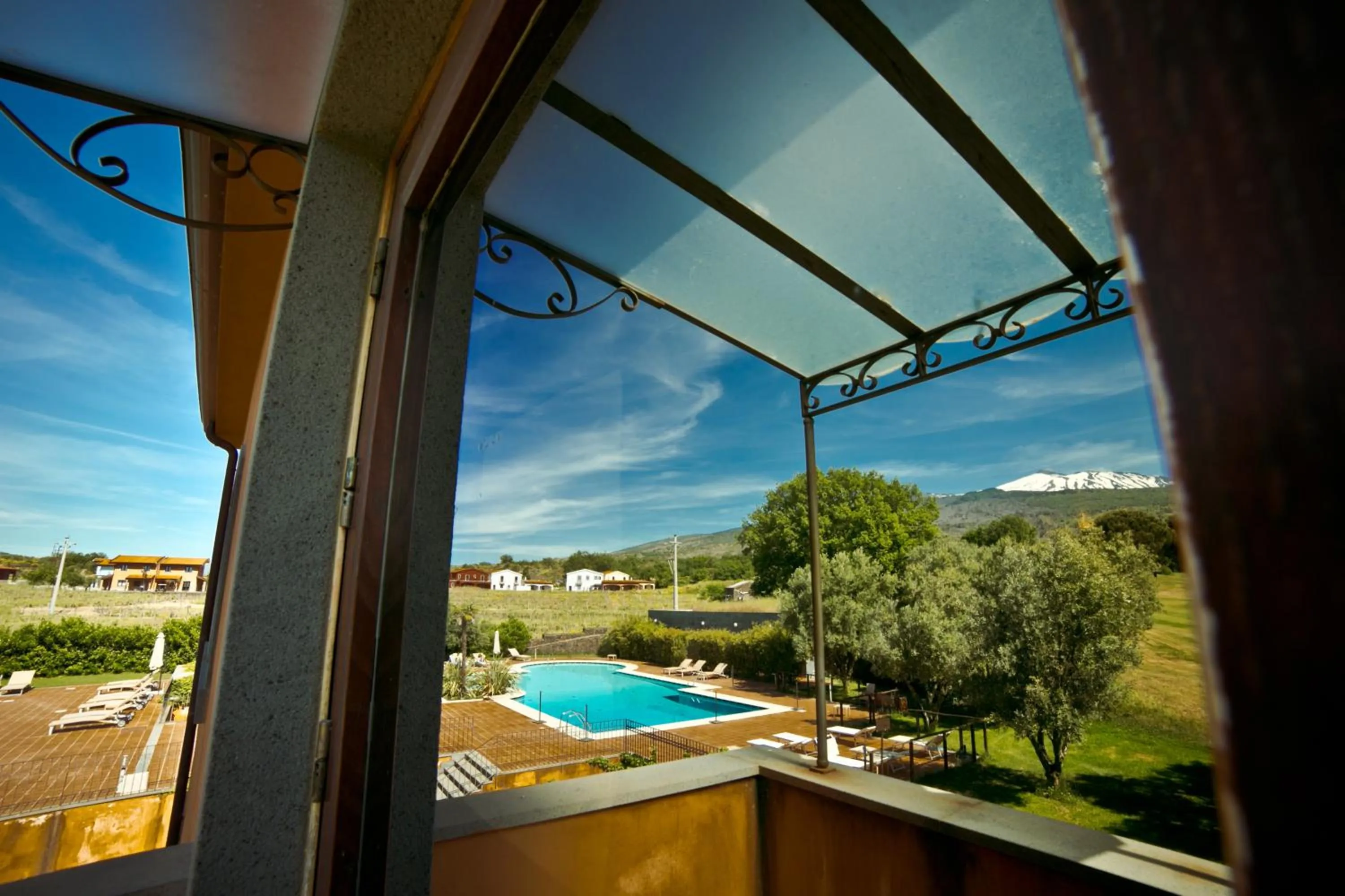 Garden view in Picciolo Etna Golf Resort & Spa, Curio Collection by Hilton