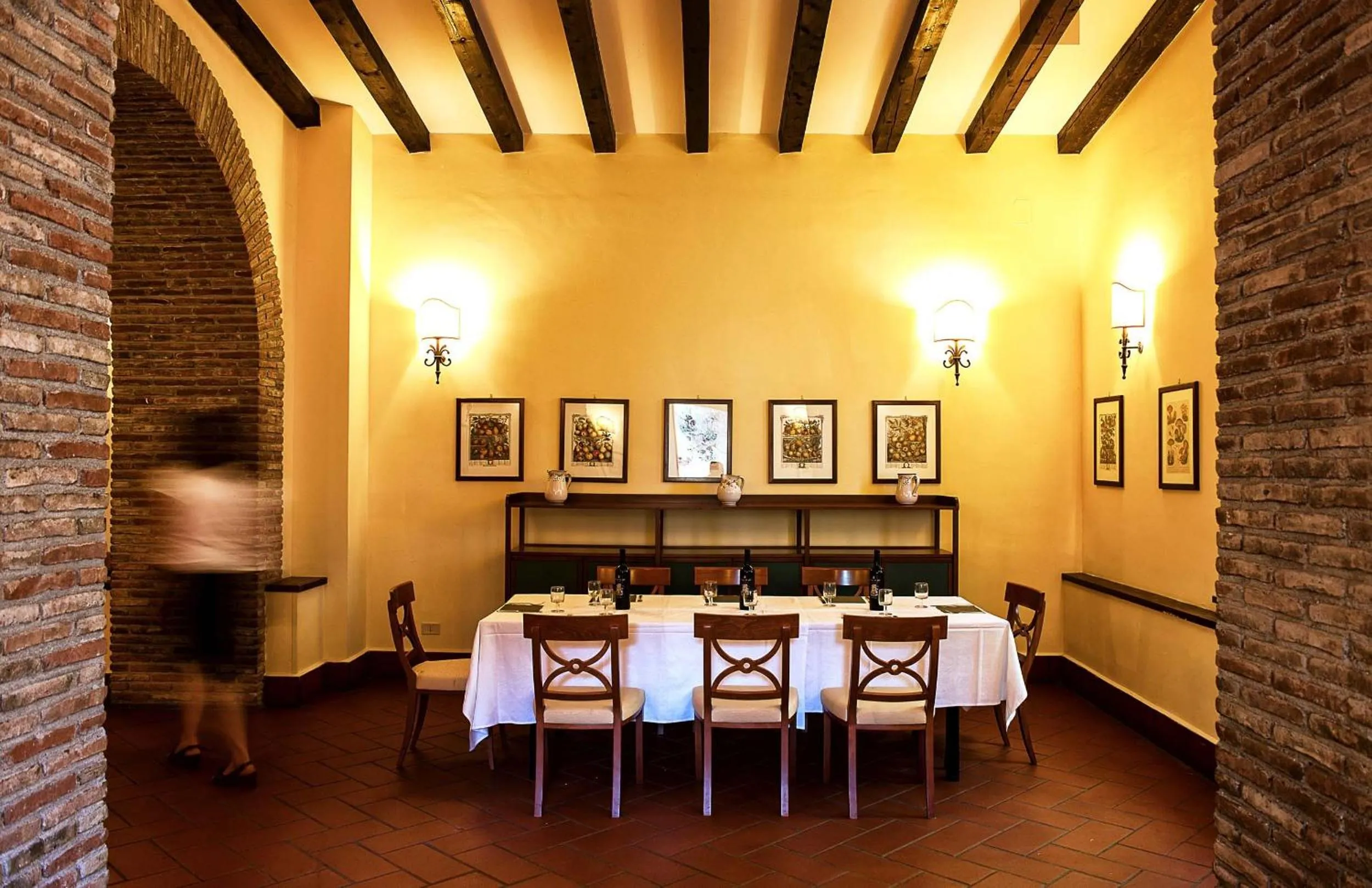 Restaurant/places to eat in Picciolo Etna Golf Resort & Spa, Curio Collection by Hilton