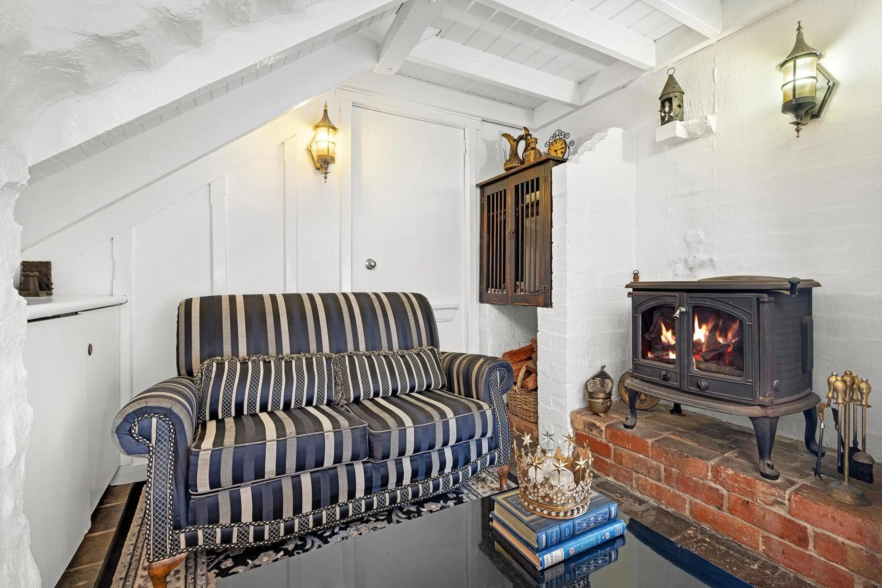 flat iron in A Loft In The Mill Boutique Accommodation