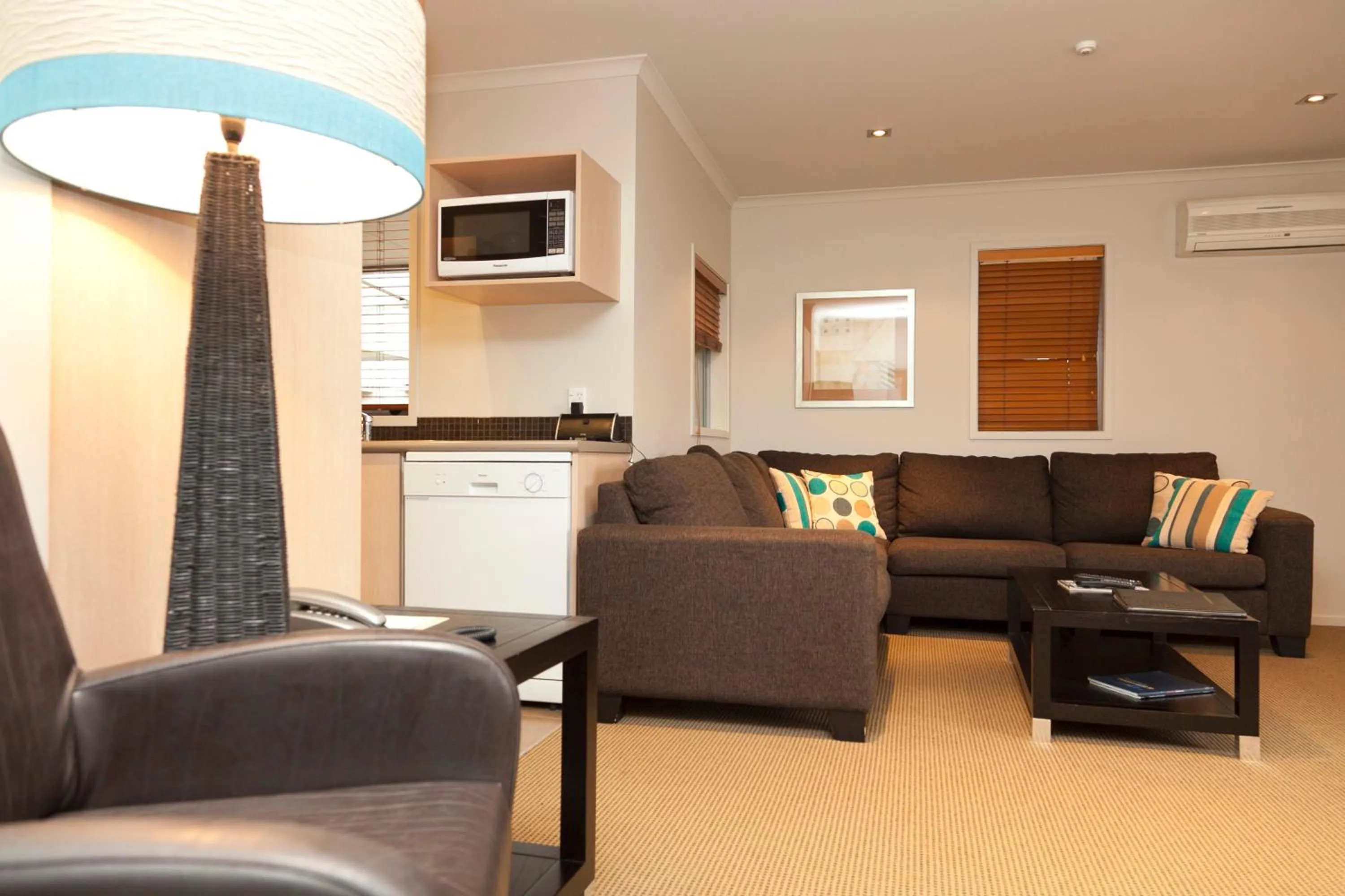 Living room in Beechtree Motel