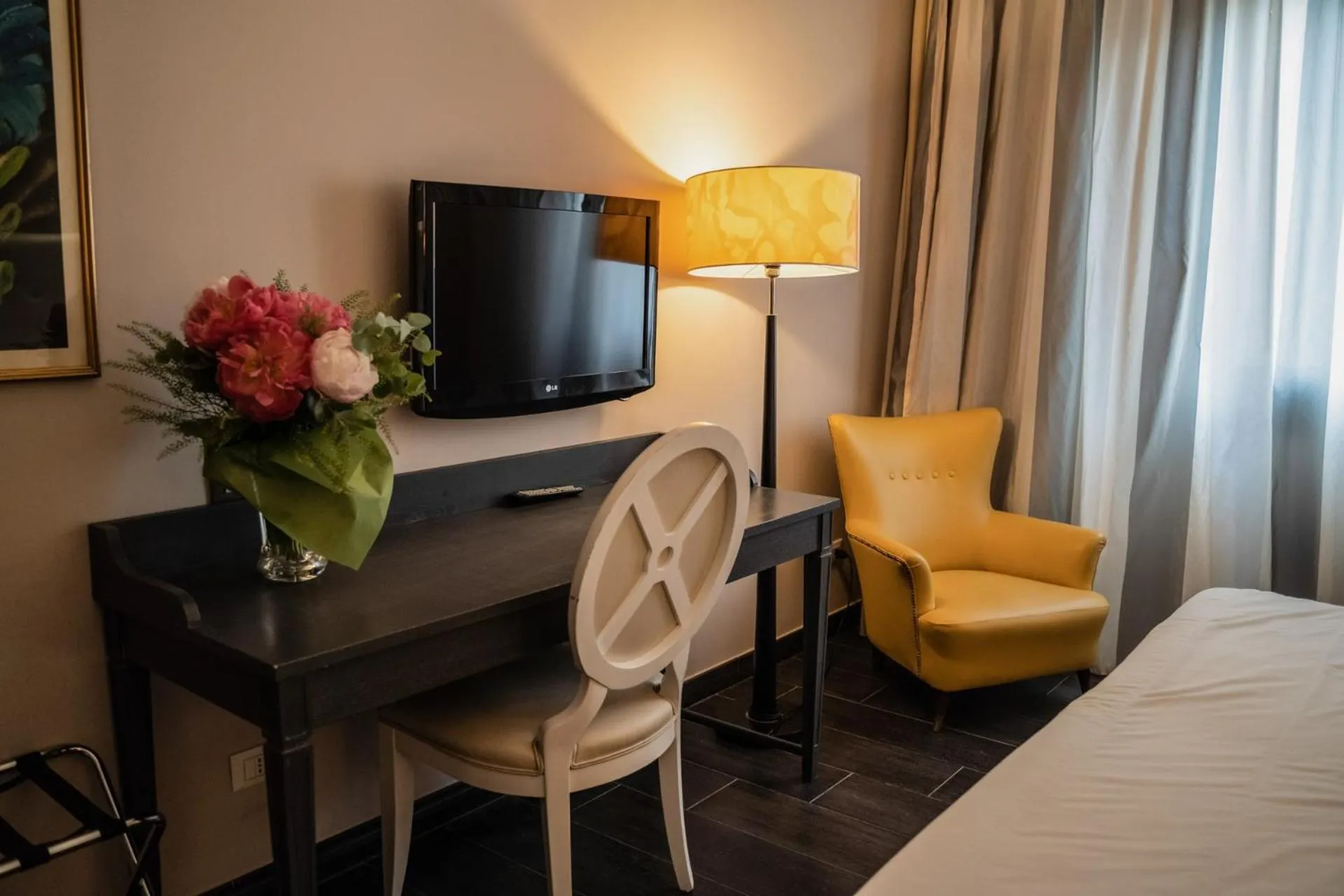 Bed in Hotel Mediterraneo