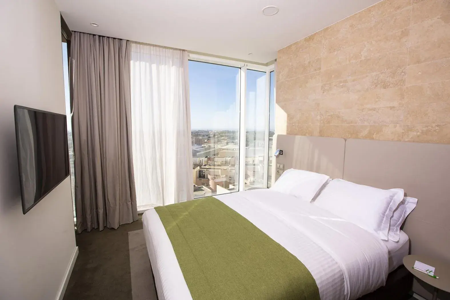 Bedroom, Bed in Holiday Inn Algiers - Cheraga Tower by IHG Bedroom, Bed in Holiday Inn Algiers - Cheraga Tower by IHG