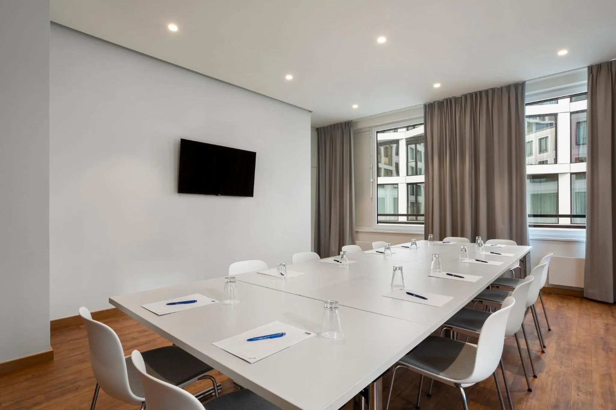 Meeting/conference room in Holiday Inn Express Munich City West by IHG