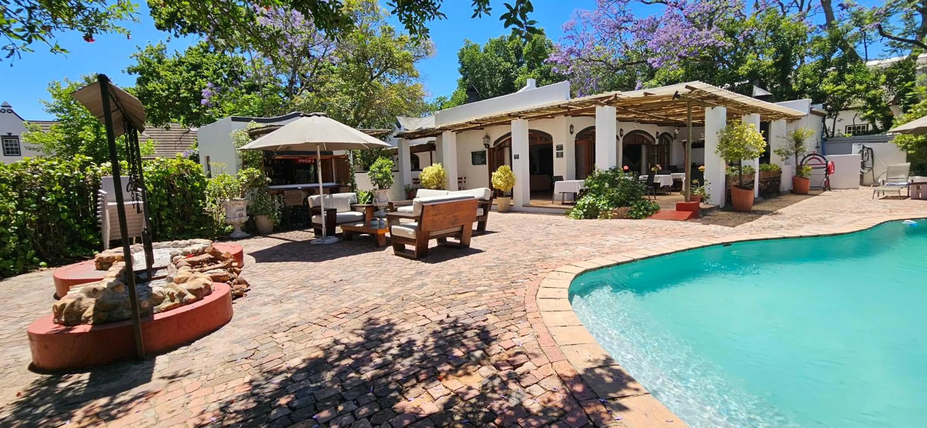 Swimming pool in De Leeuwenhof Estate