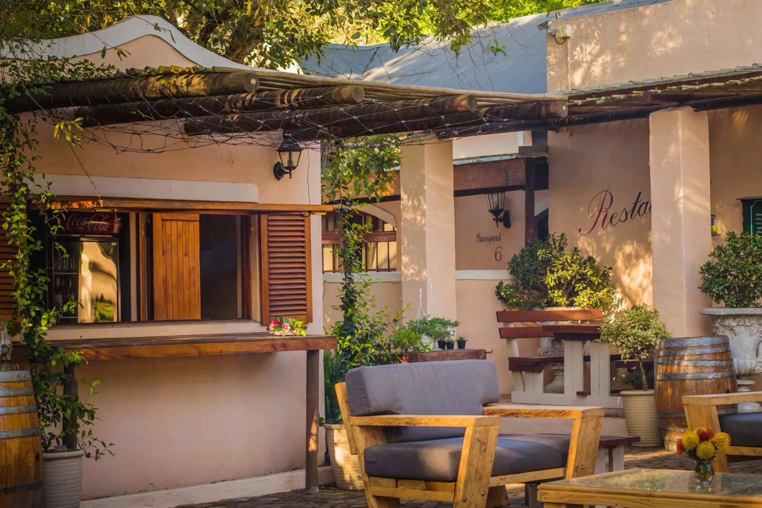 Lounge or bar in De Leeuwenhof Estate