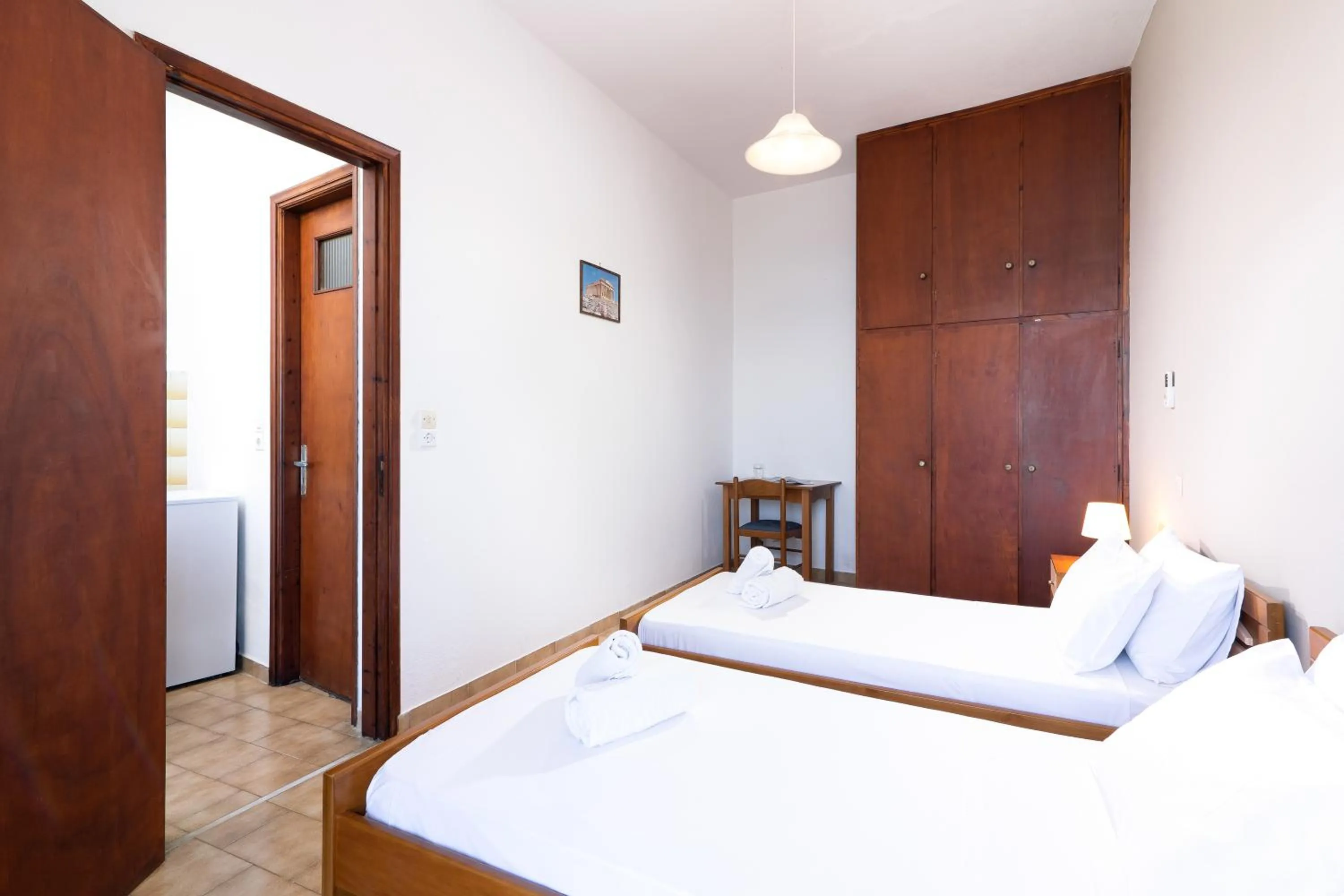 Bed in Dimitra Studios