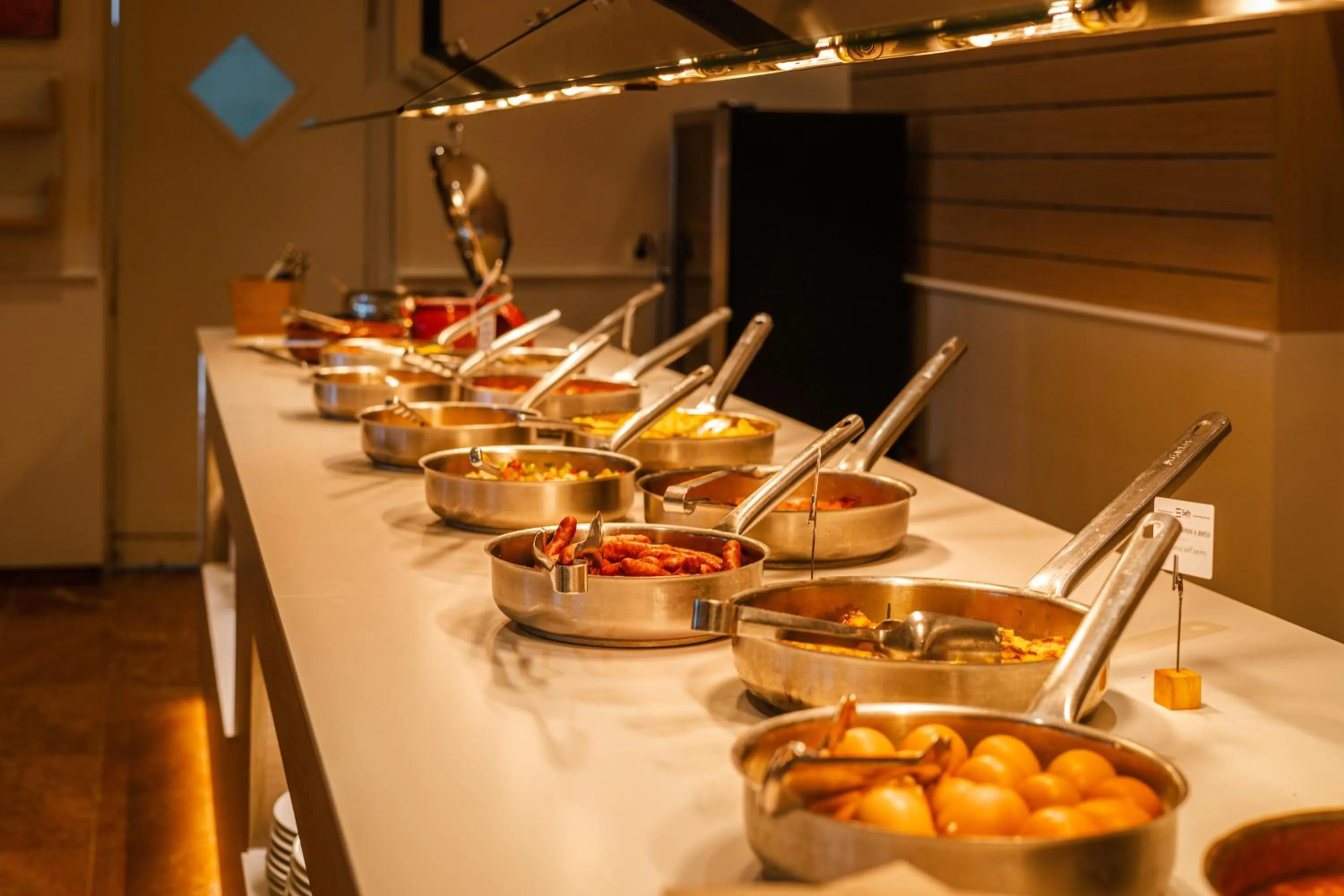 Restaurant/places to eat in Seth Santo Tomás