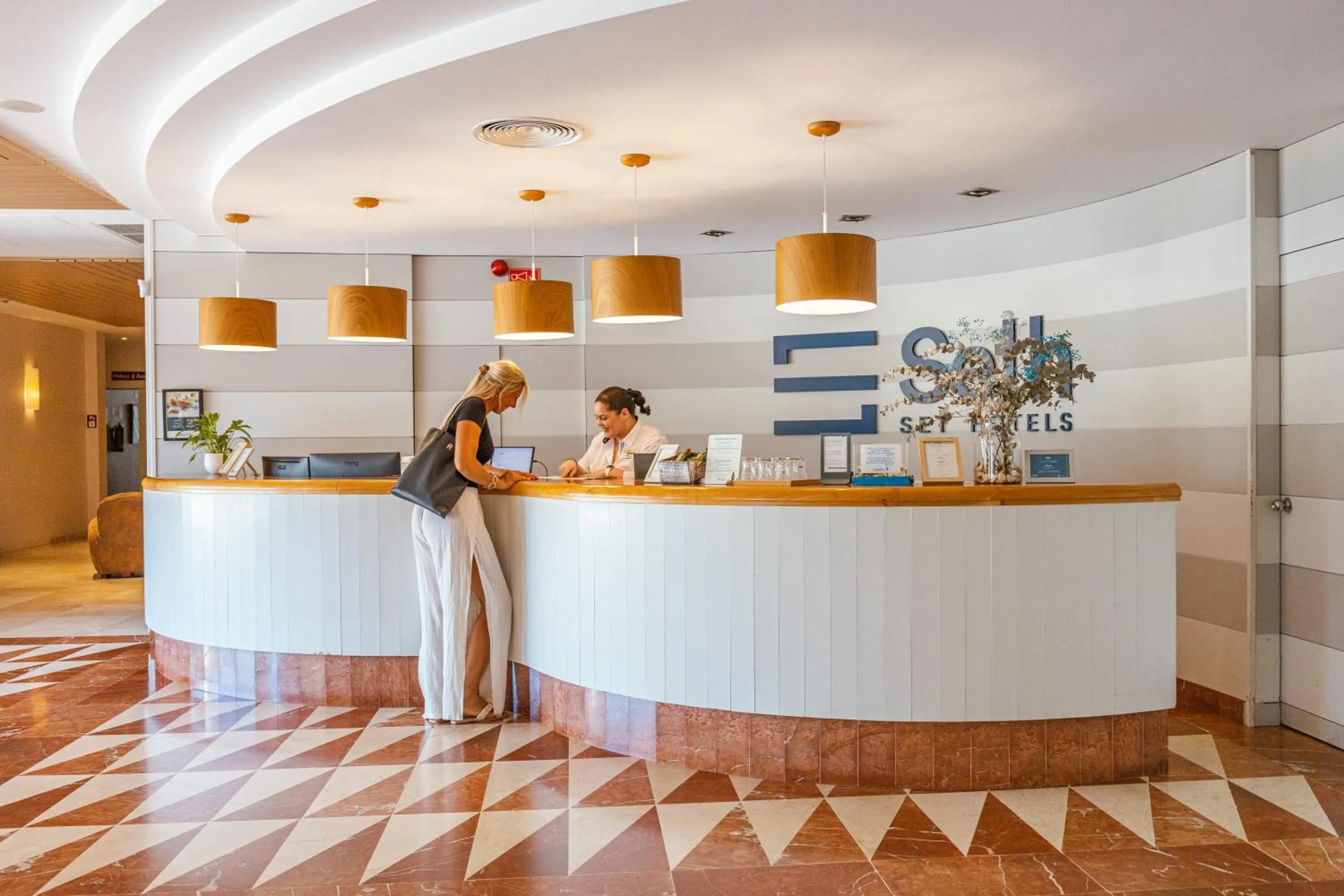 Lobby or reception in Seth Santo Tomás