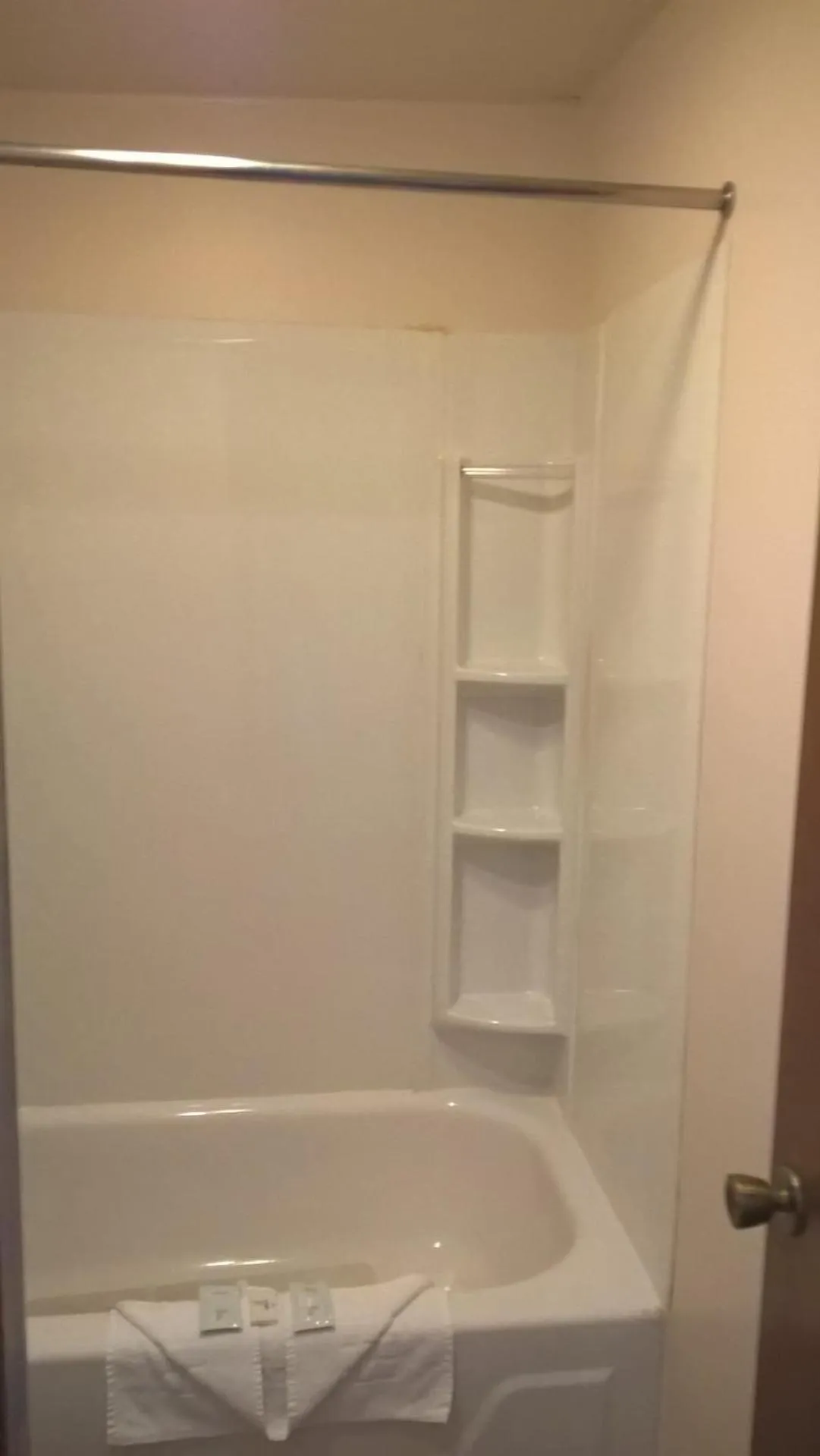 Bathroom in Dogwood Motel