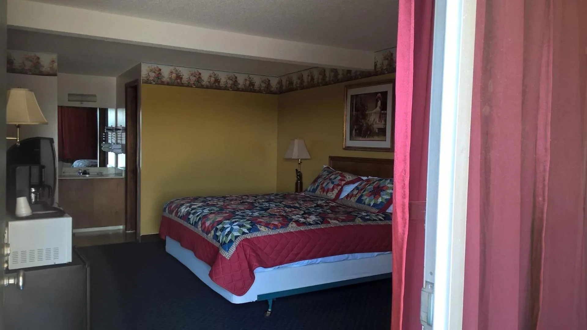 Other, Bed in Dogwood Motel